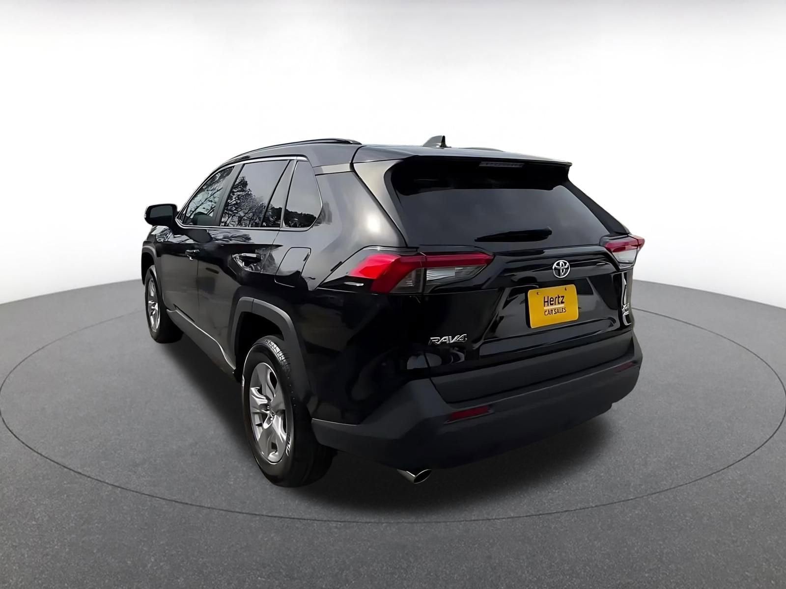 Thumbnail: 2025 Toyota RAV4 - 11