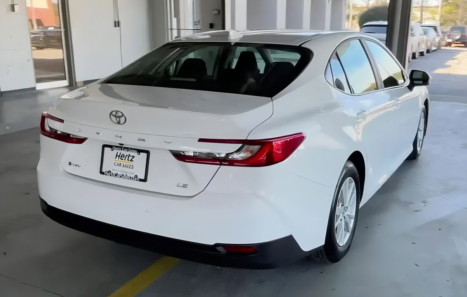 Thumbnail: 2025 Toyota Camry - 17