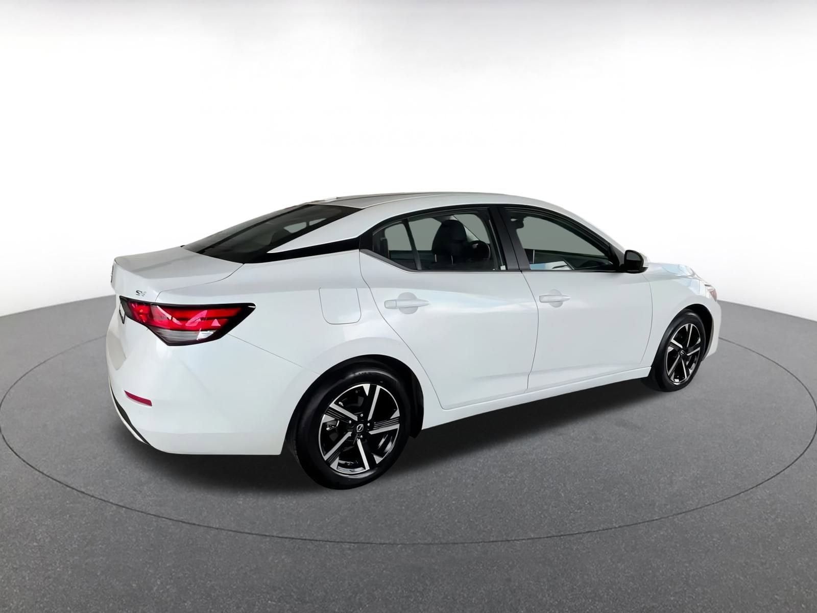 Thumbnail: 2024 Nissan Sentra - 15