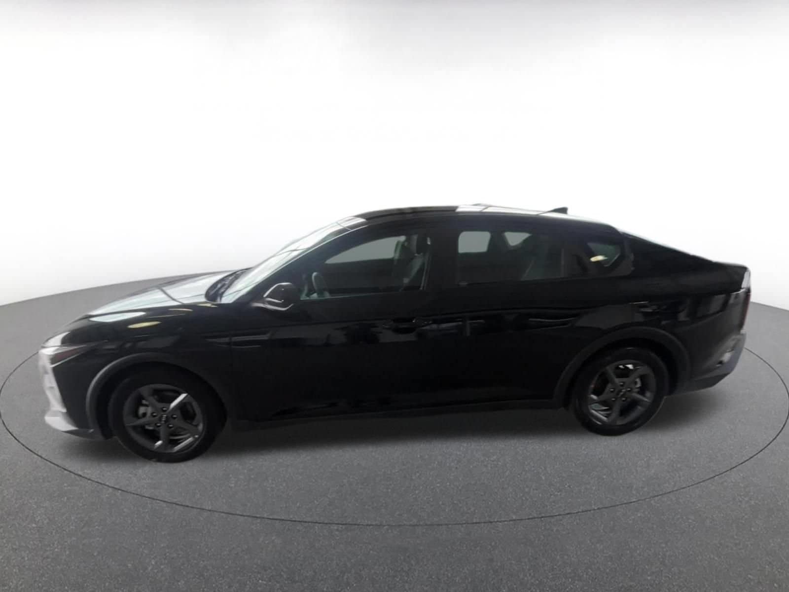 Thumbnail: 2026 Kia K4 - 8