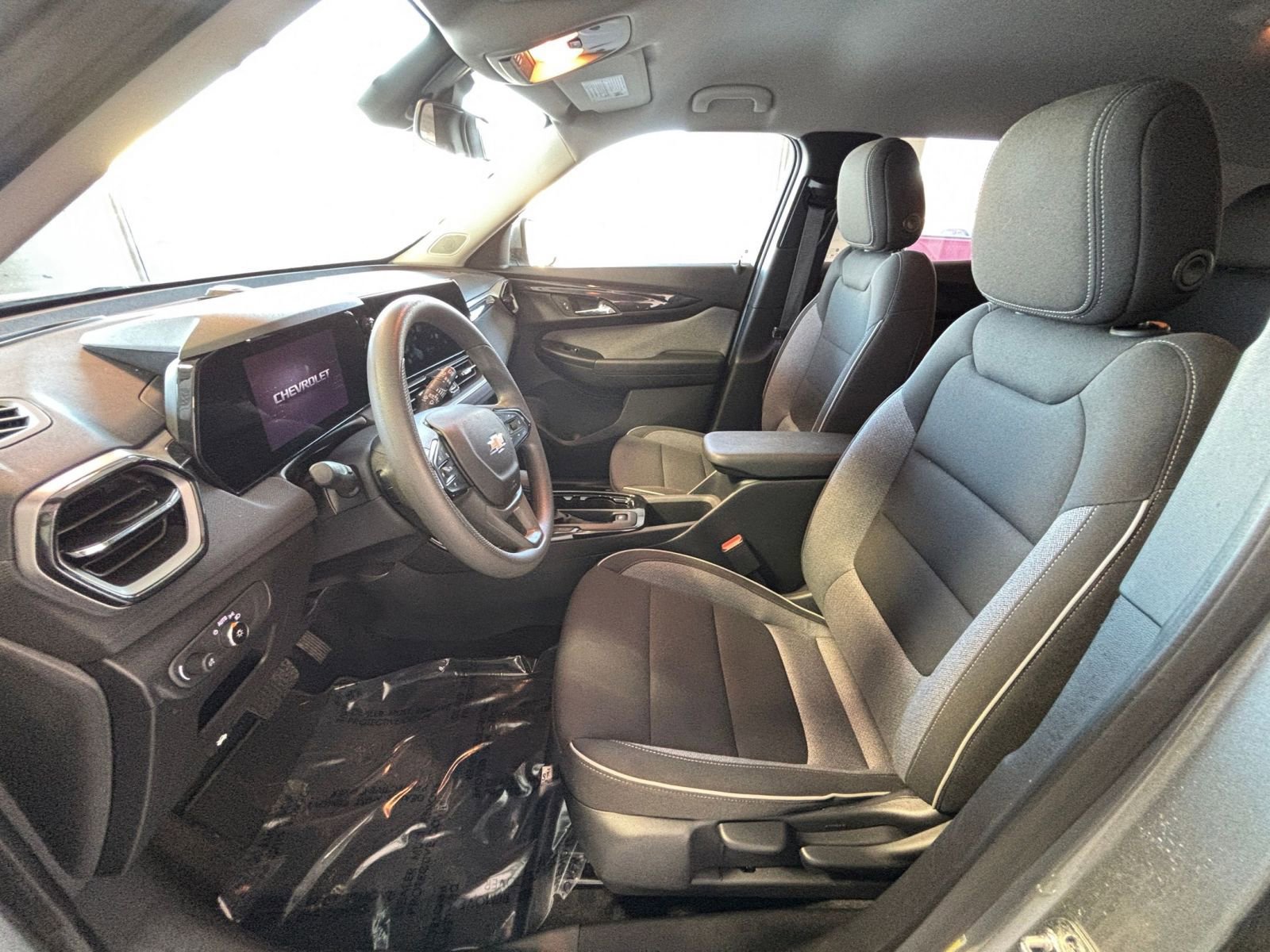 Thumbnail: 2025 Chevrolet TrailBlazer - 25