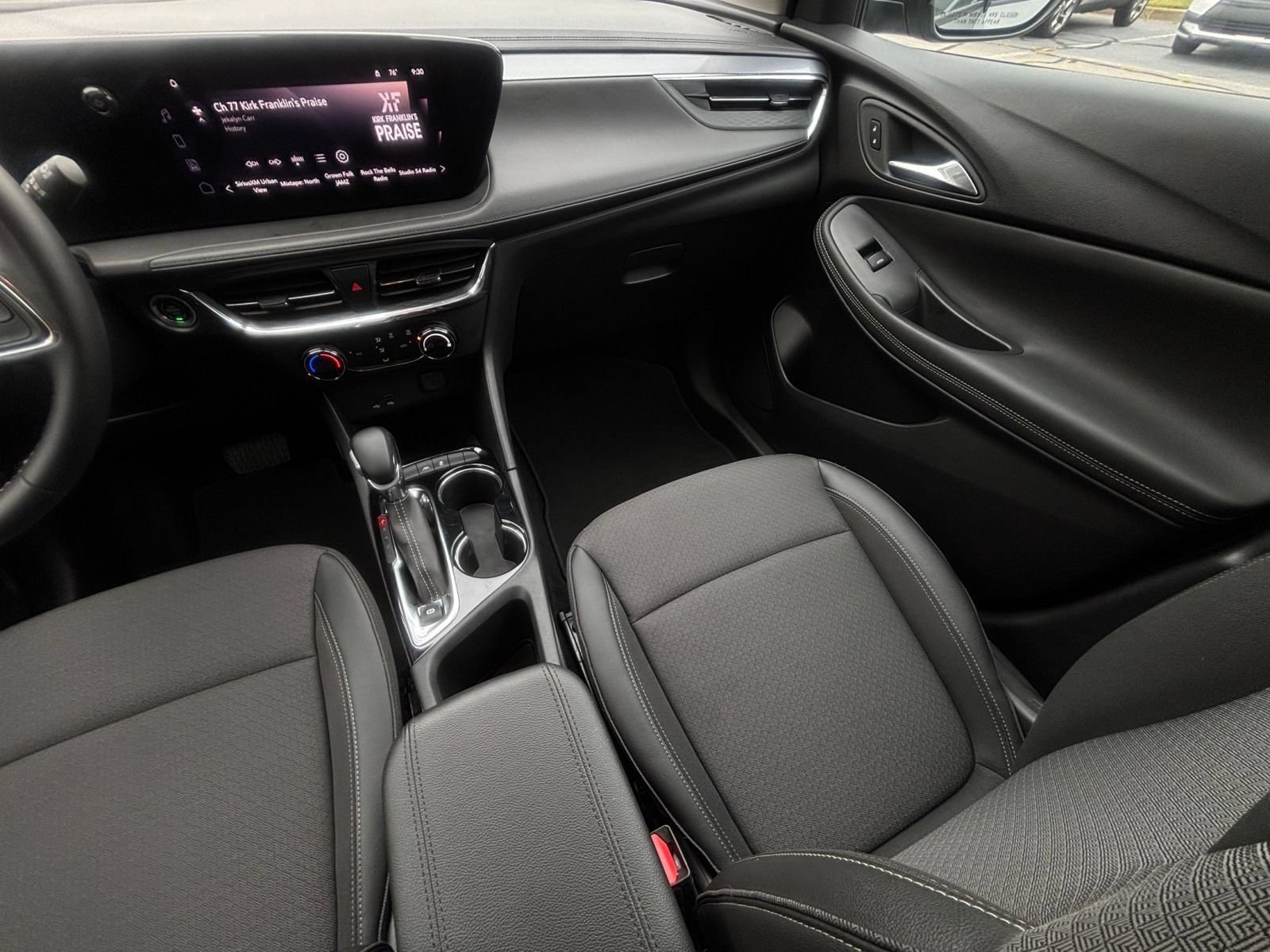 Thumbnail: 2025 Buick Encore GX - 30