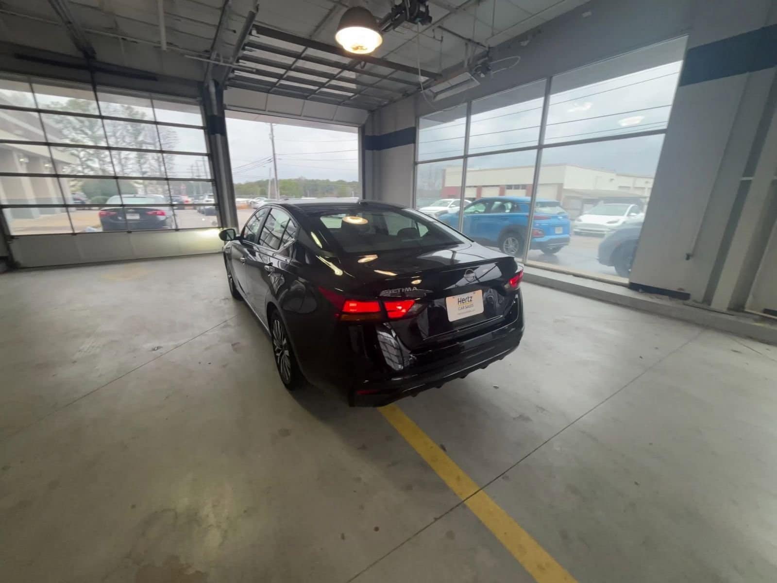 Thumbnail: 2025 Nissan Altima - 15