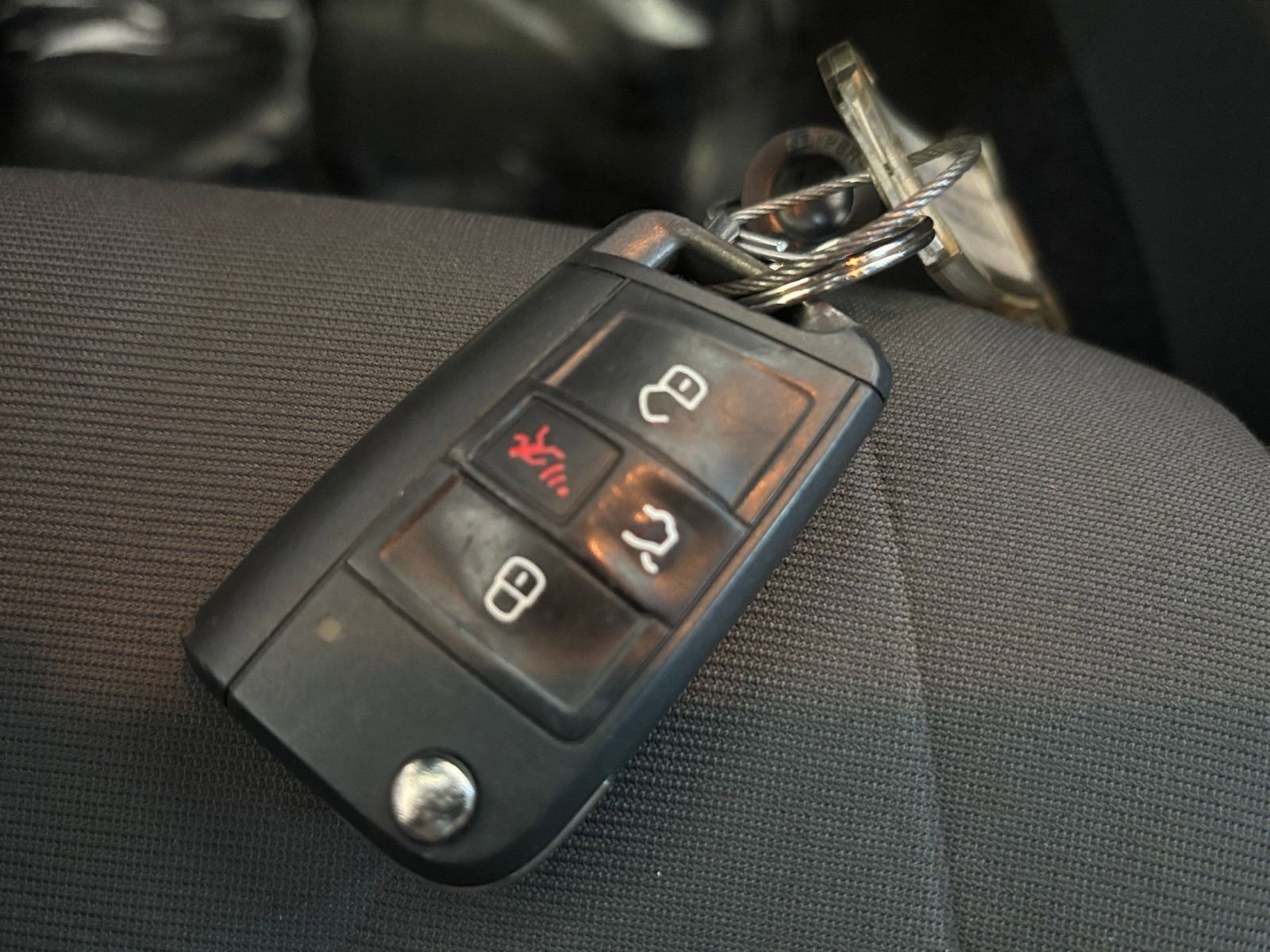 Thumbnail: 2025 Volkswagen Jetta - 22