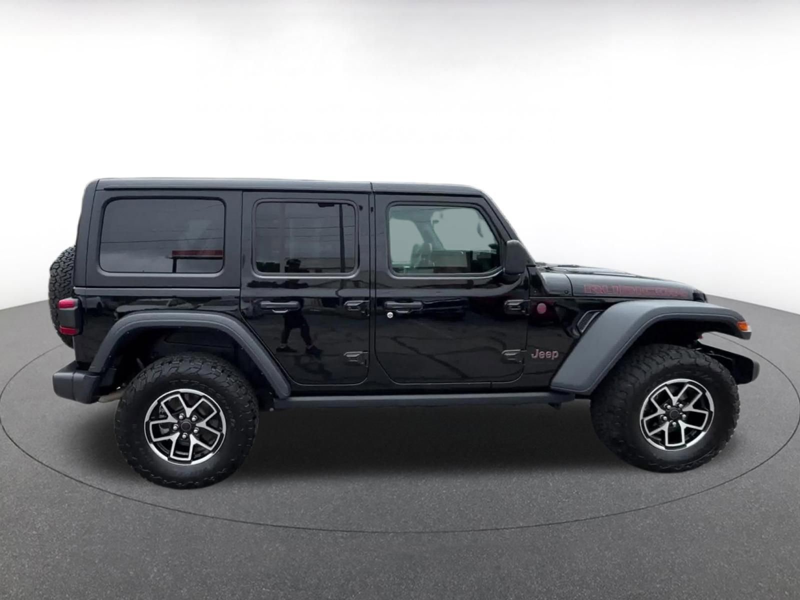 Thumbnail: 2025 Jeep Wrangler - 16