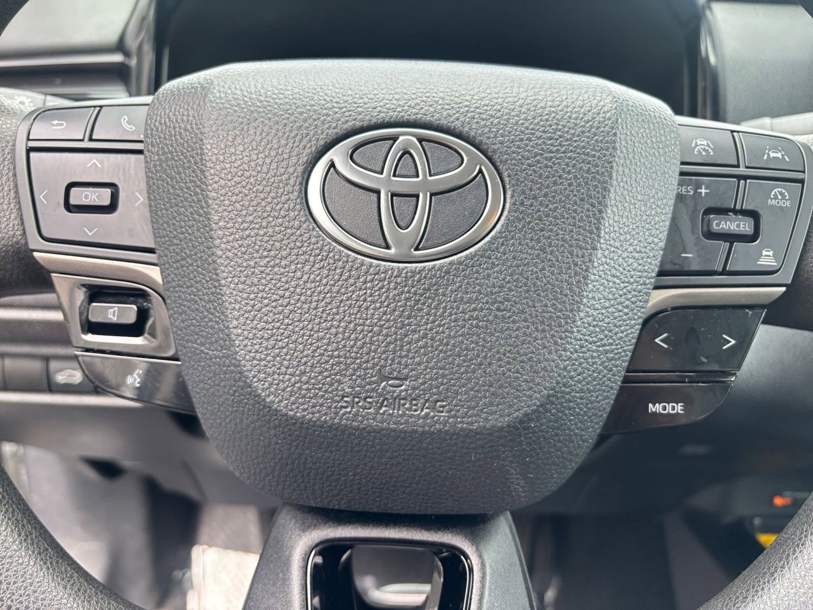 Thumbnail: 2025 Toyota Camry - 27