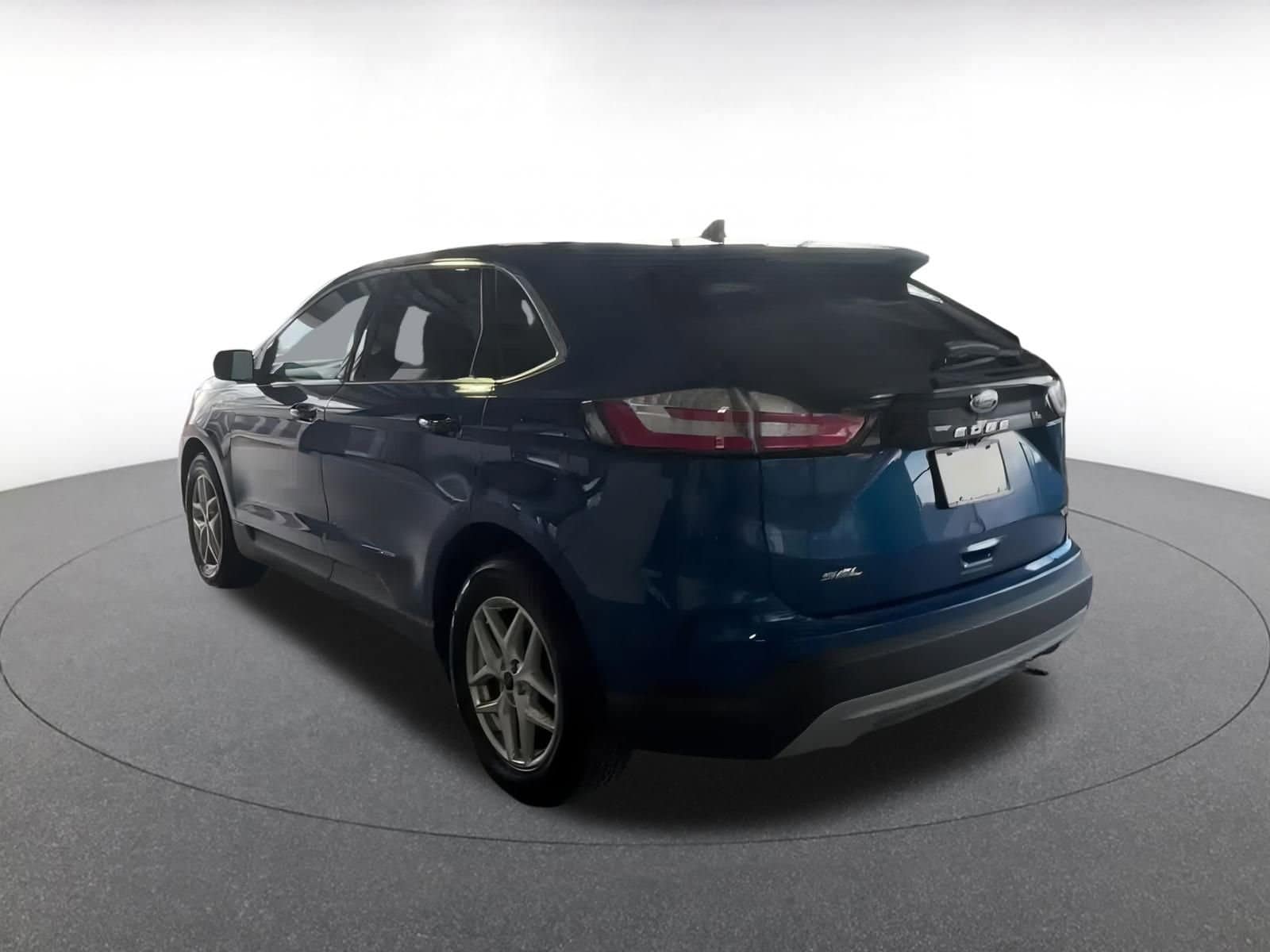 Thumbnail: 2024 Ford Edge - 16