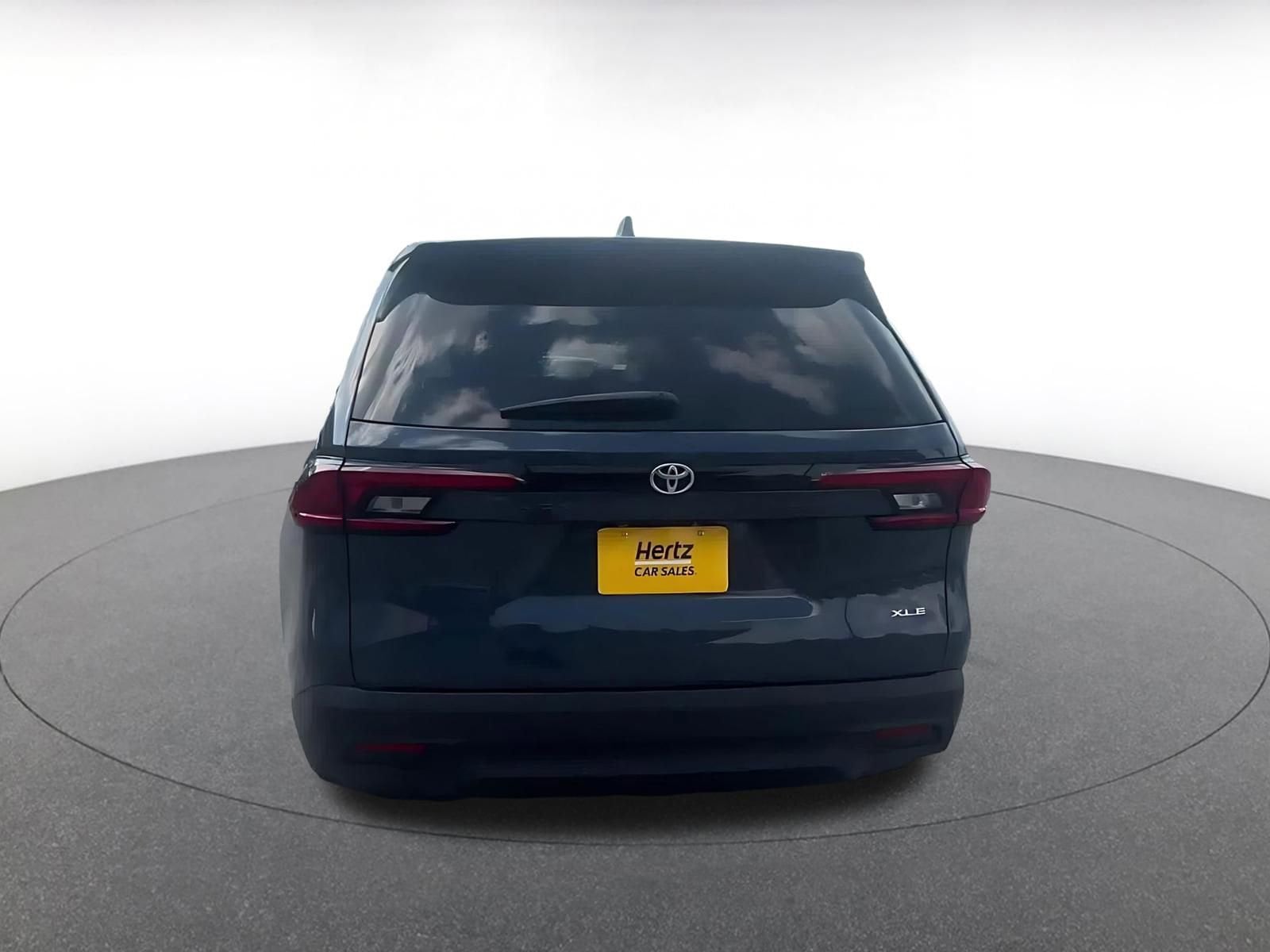 Thumbnail: 2025 Toyota Grand Highlander - 12