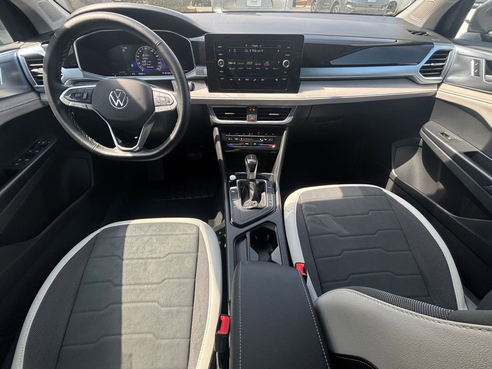 Thumbnail: 2025 Volkswagen Taos - 34