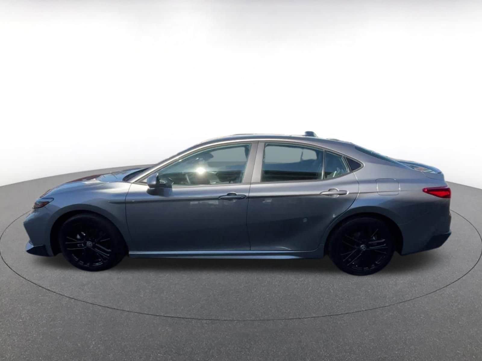 Thumbnail: 2025 Toyota Camry - 7