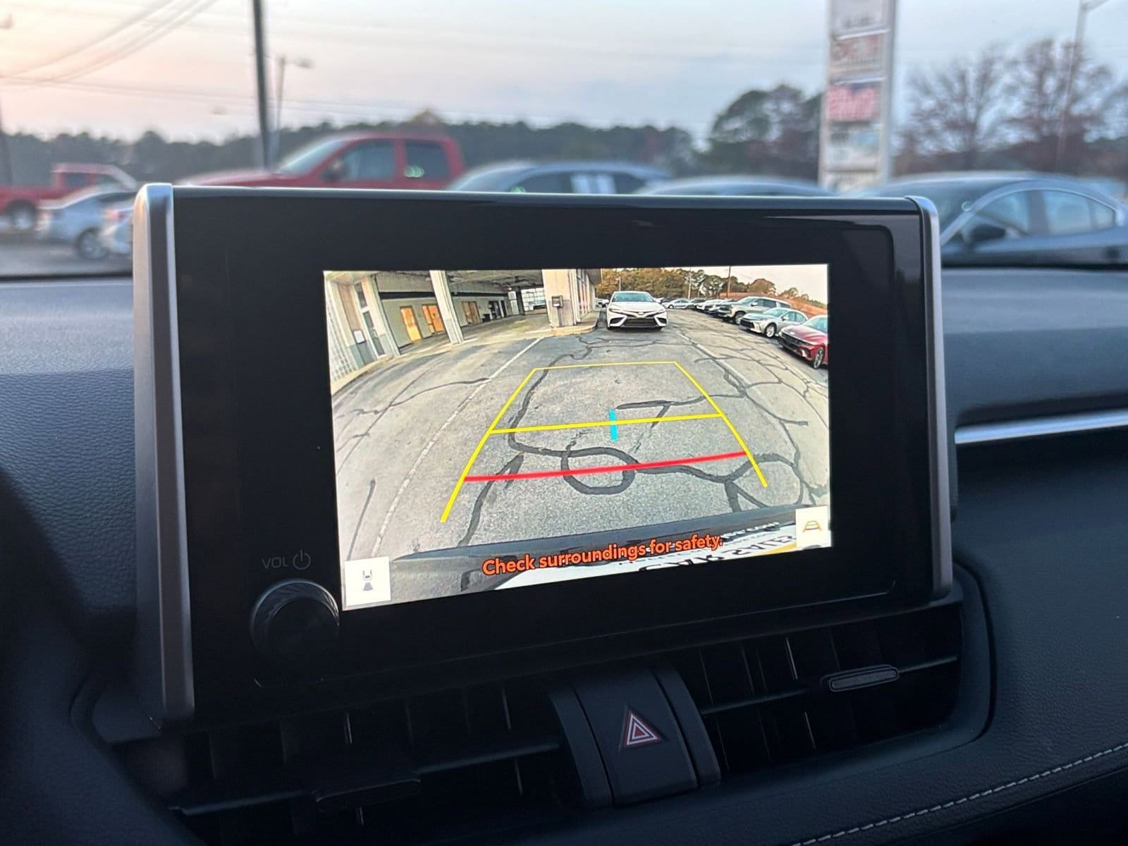 Thumbnail: 2025 Toyota RAV4 - 23