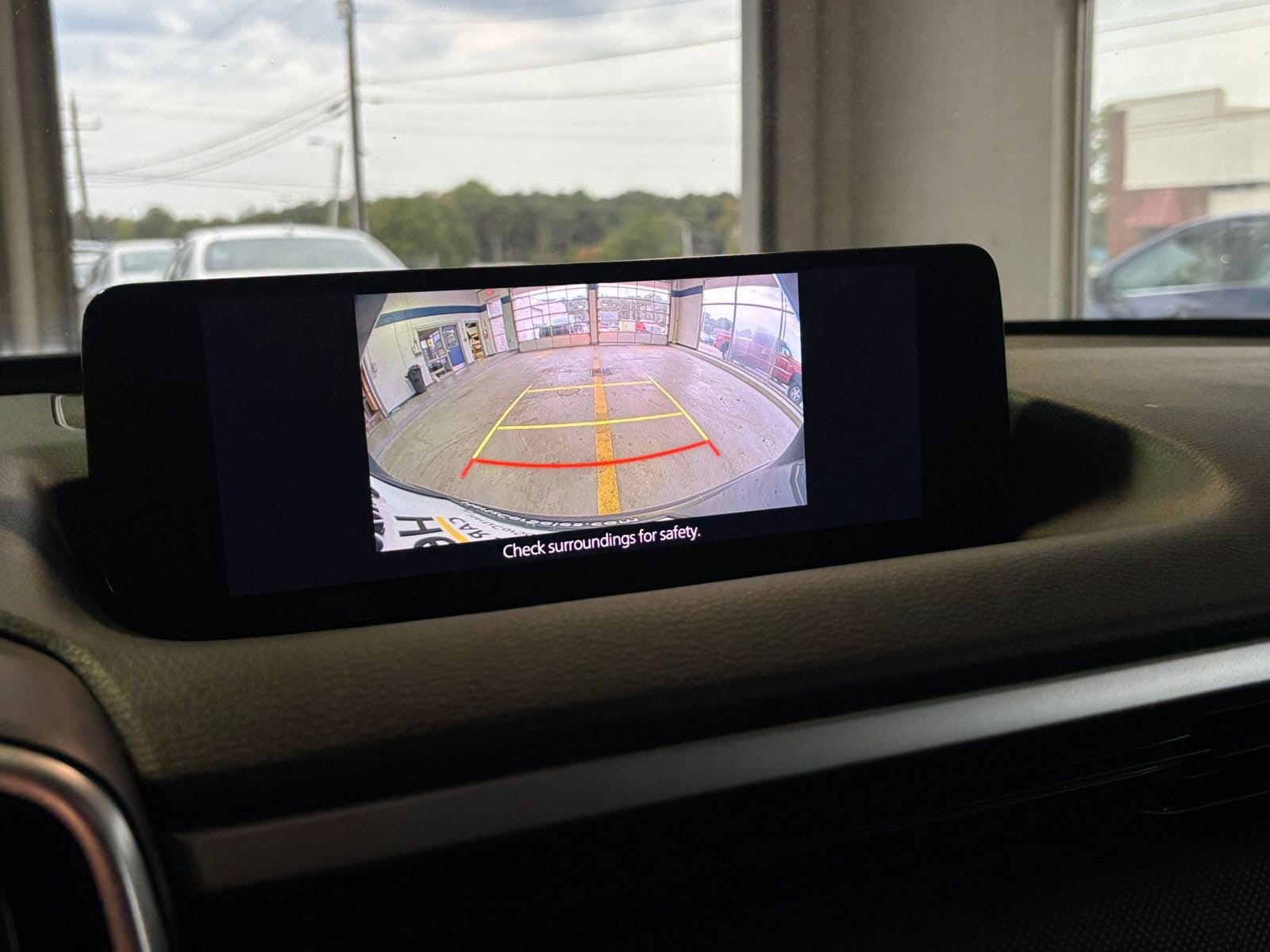 Thumbnail: 2025 Mazda CX-50 - 17