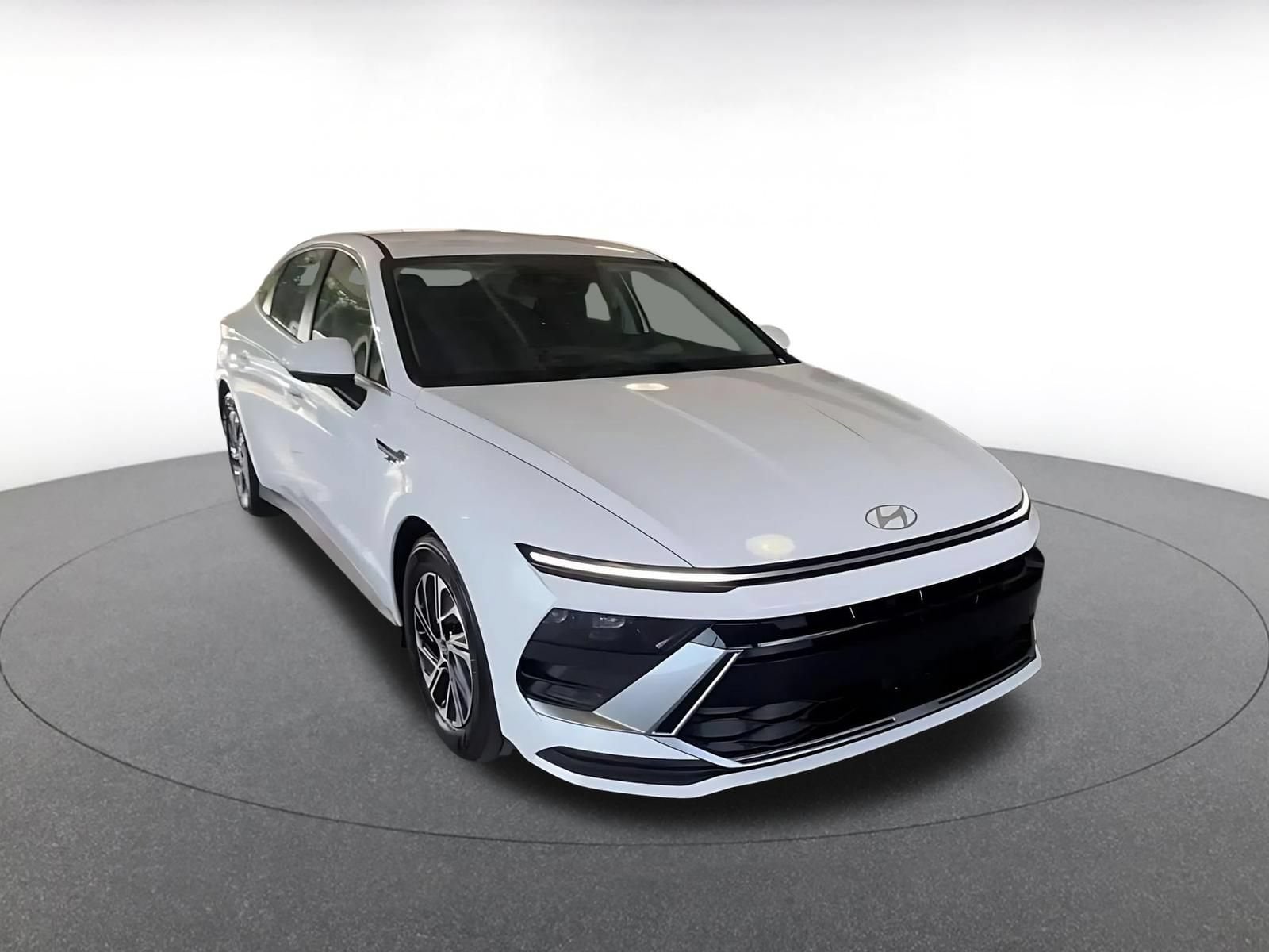 Thumbnail: 2026 Kia K4 - 3