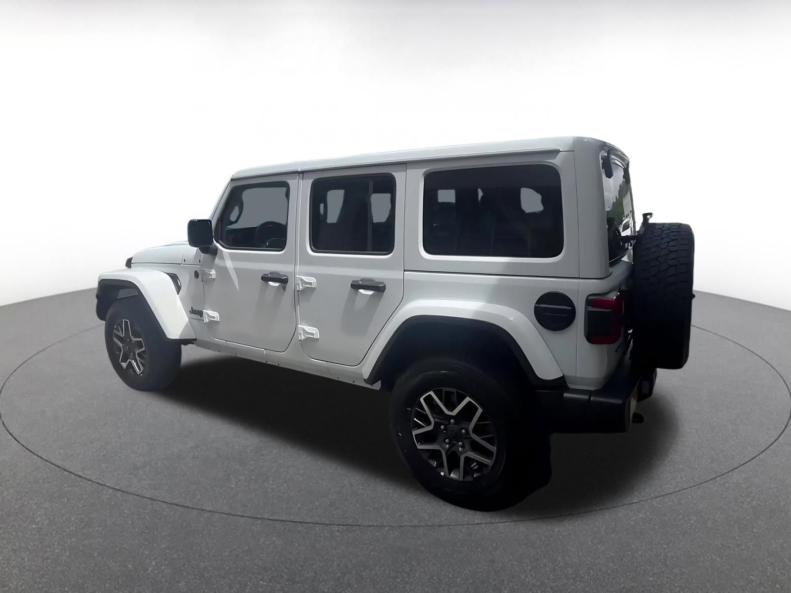 Thumbnail: 2025 Jeep Wrangler - 10