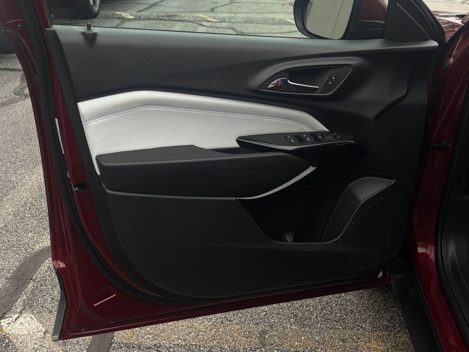 Thumbnail: 2025 Chevrolet Trax - 18