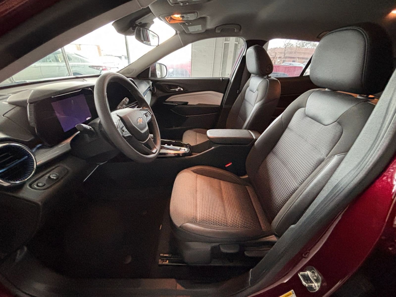 Thumbnail: 2025 Chevrolet Trax - 26