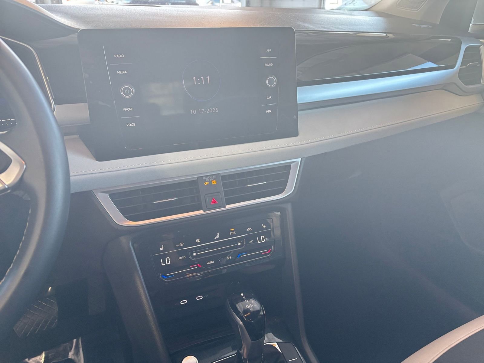 Thumbnail: 2025 Volkswagen Taos - 27