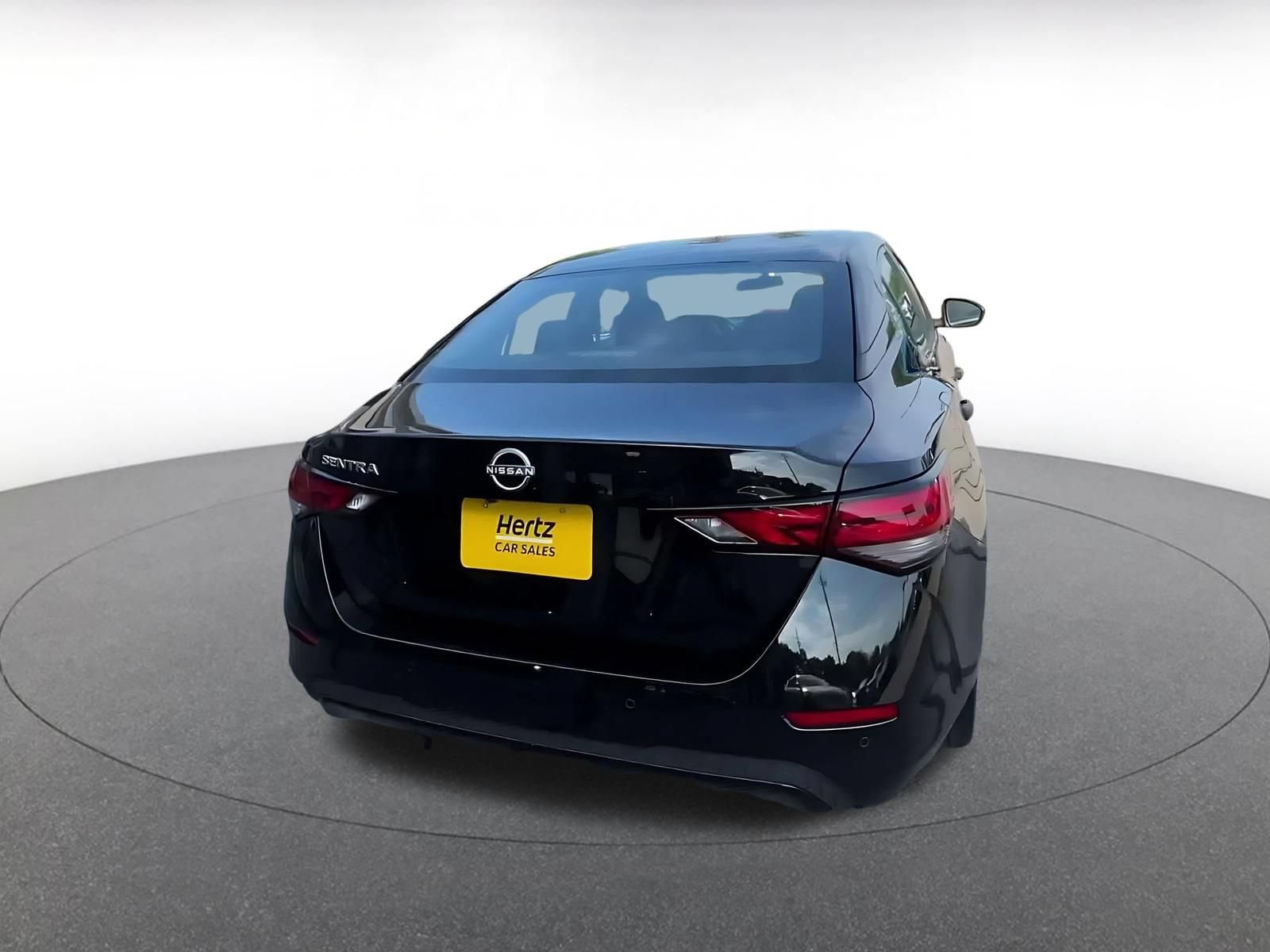 Thumbnail: 2025 Nissan Sentra - 11