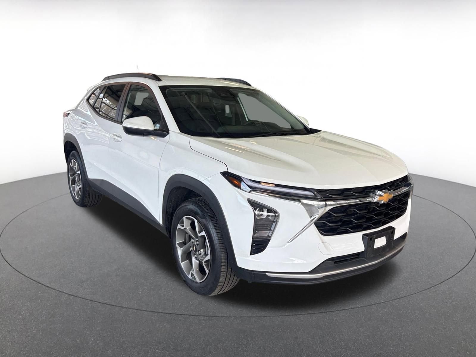Thumbnail: 2025 Chevrolet Trax - 1