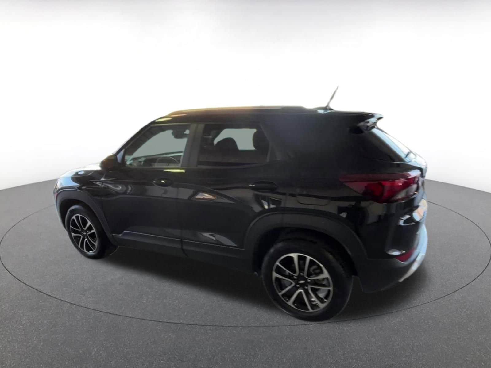 Thumbnail: 2025 Chevrolet TrailBlazer - 12