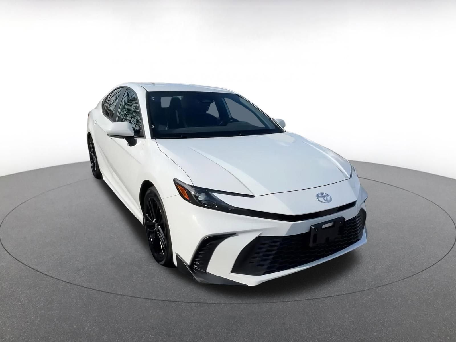 Thumbnail: 2025 Toyota Camry - 3