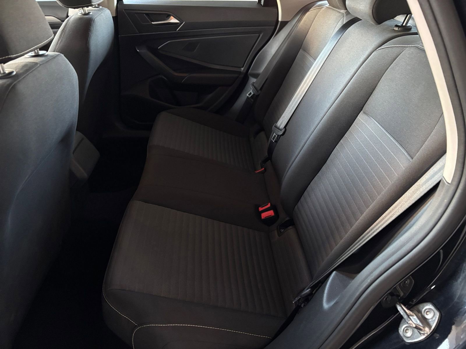 Thumbnail: 2025 Volkswagen Jetta - 23