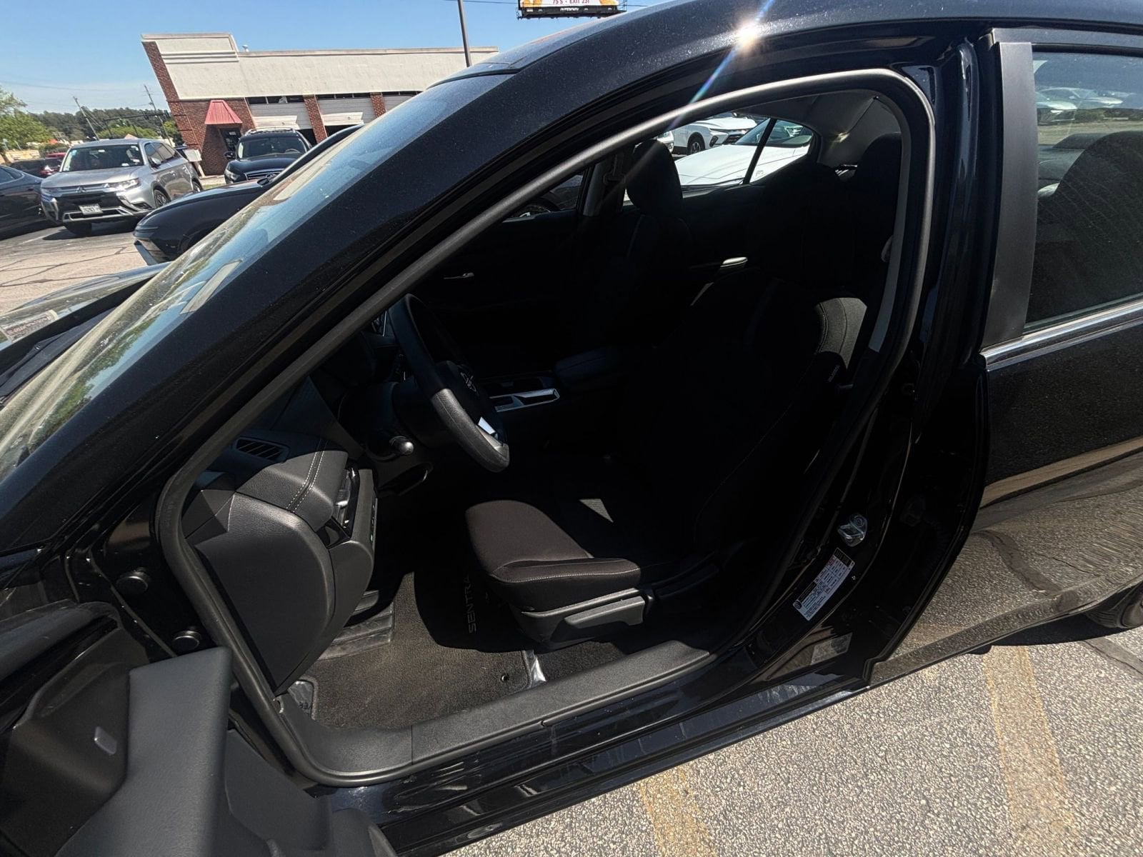 Thumbnail: 2025 Nissan Sentra - 23