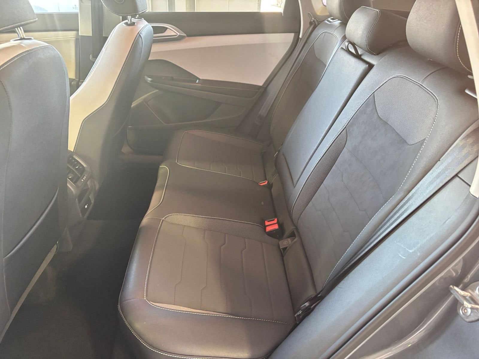 Thumbnail: 2025 Volkswagen Taos - 31