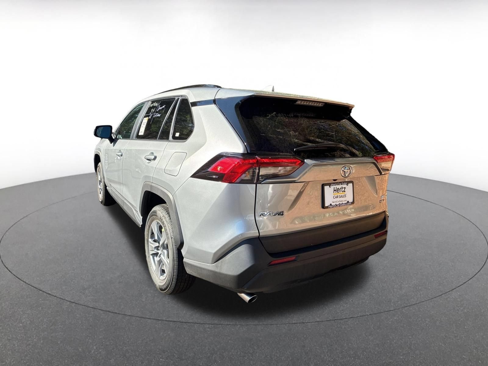 Thumbnail: 2025 Toyota RAV4 - 6