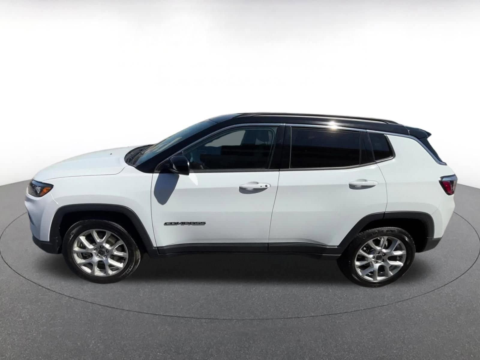 Thumbnail: 2025 Jeep Compass - 8