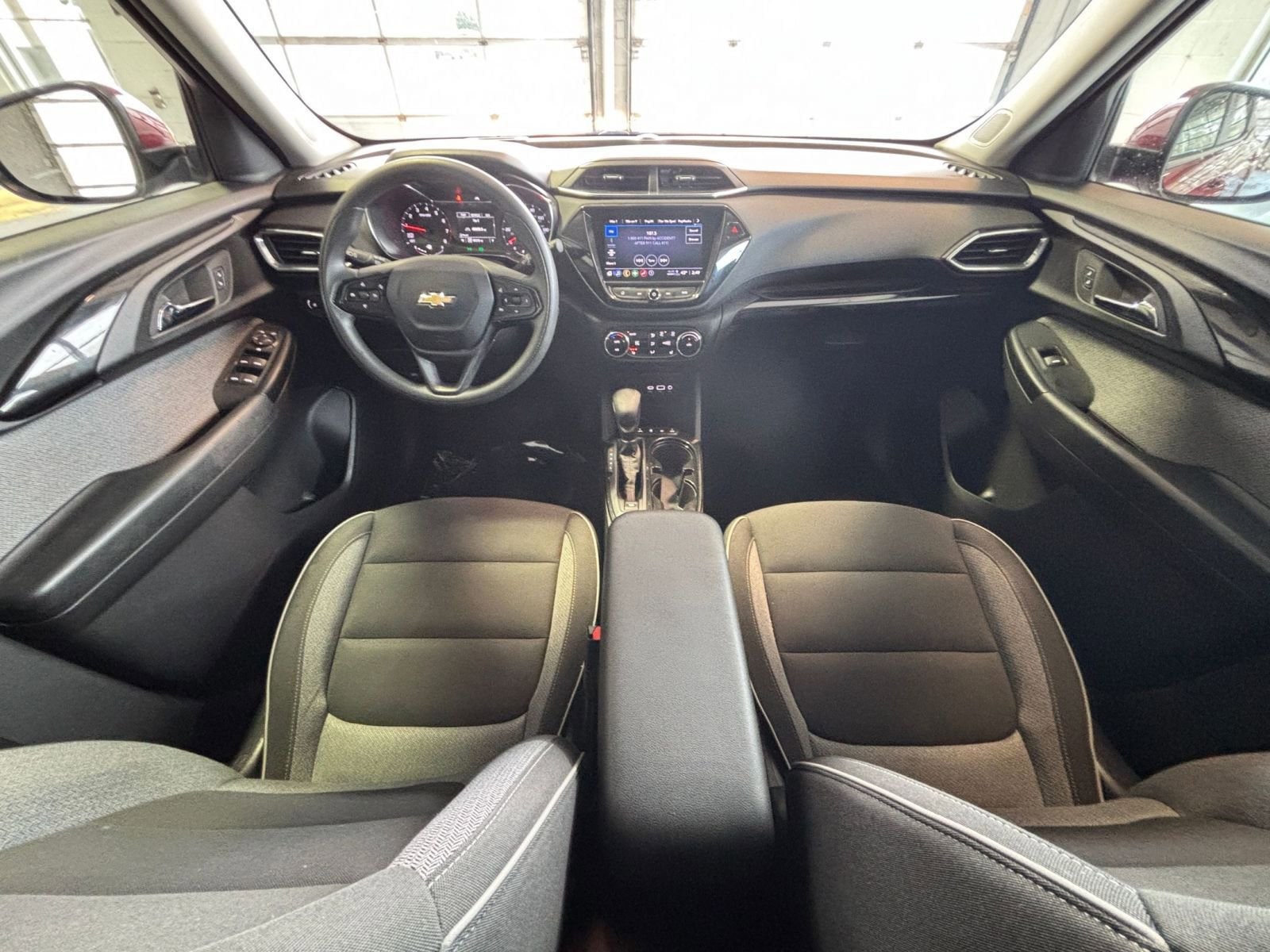 Thumbnail: 2023 Chevrolet TrailBlazer - 33