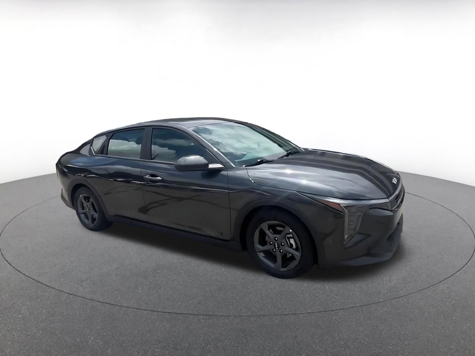 Thumbnail: 2025 Kia K4 - 2