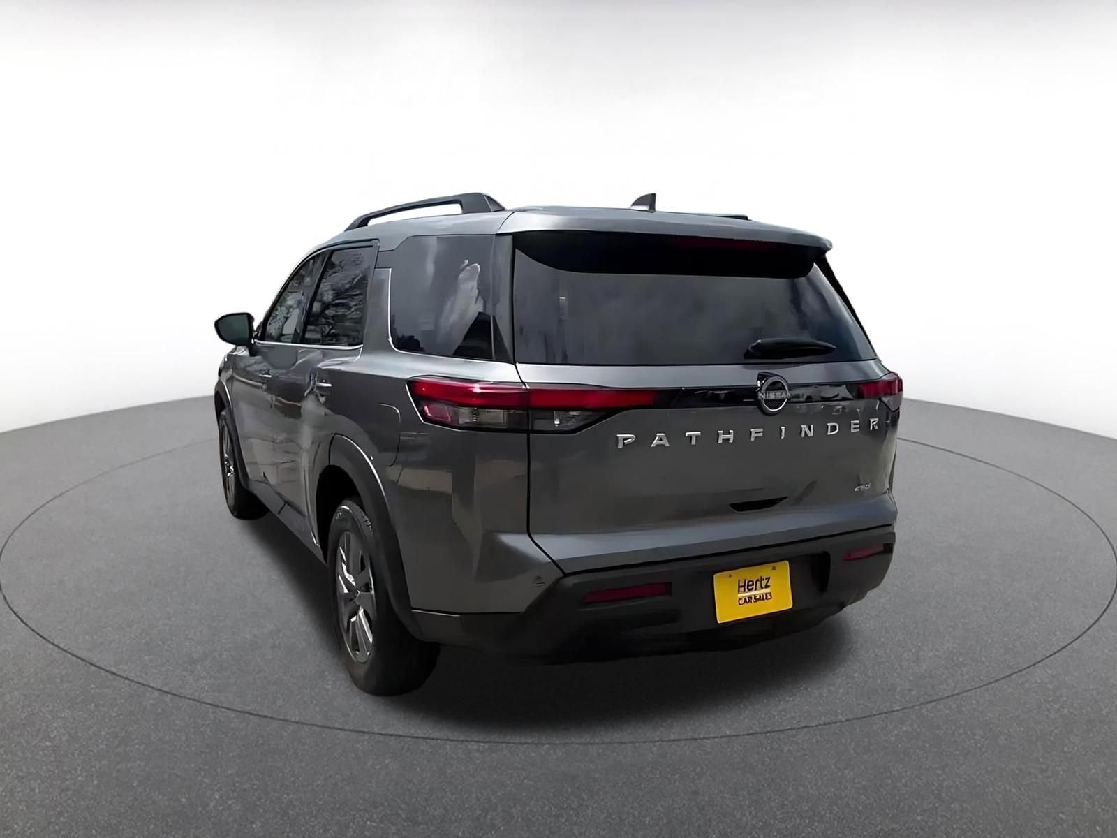 Thumbnail: 2025 Nissan Pathfinder - 11