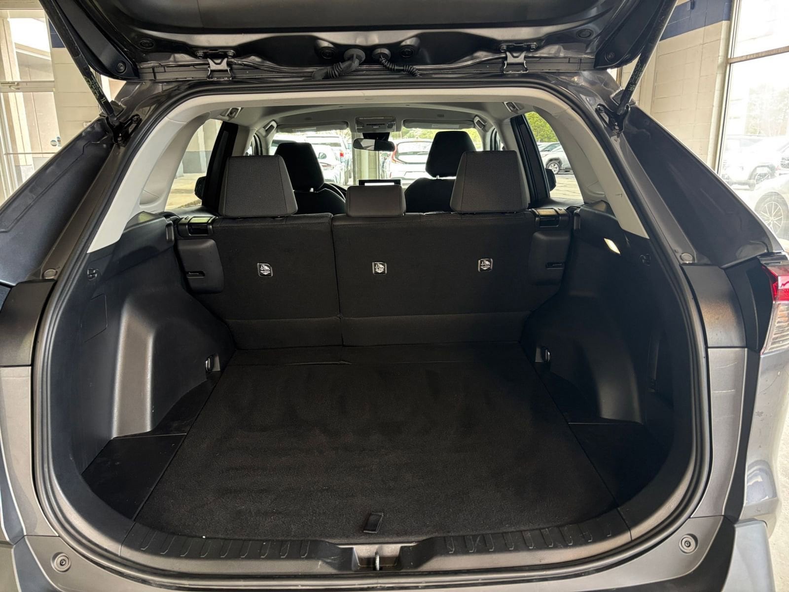 Thumbnail: 2025 Toyota RAV4 - 30