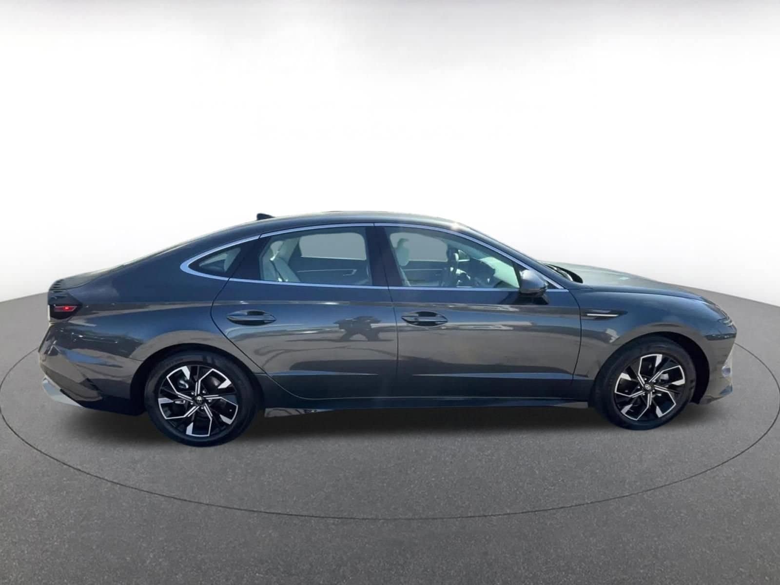 Thumbnail: 2025 Hyundai Sonata - 22