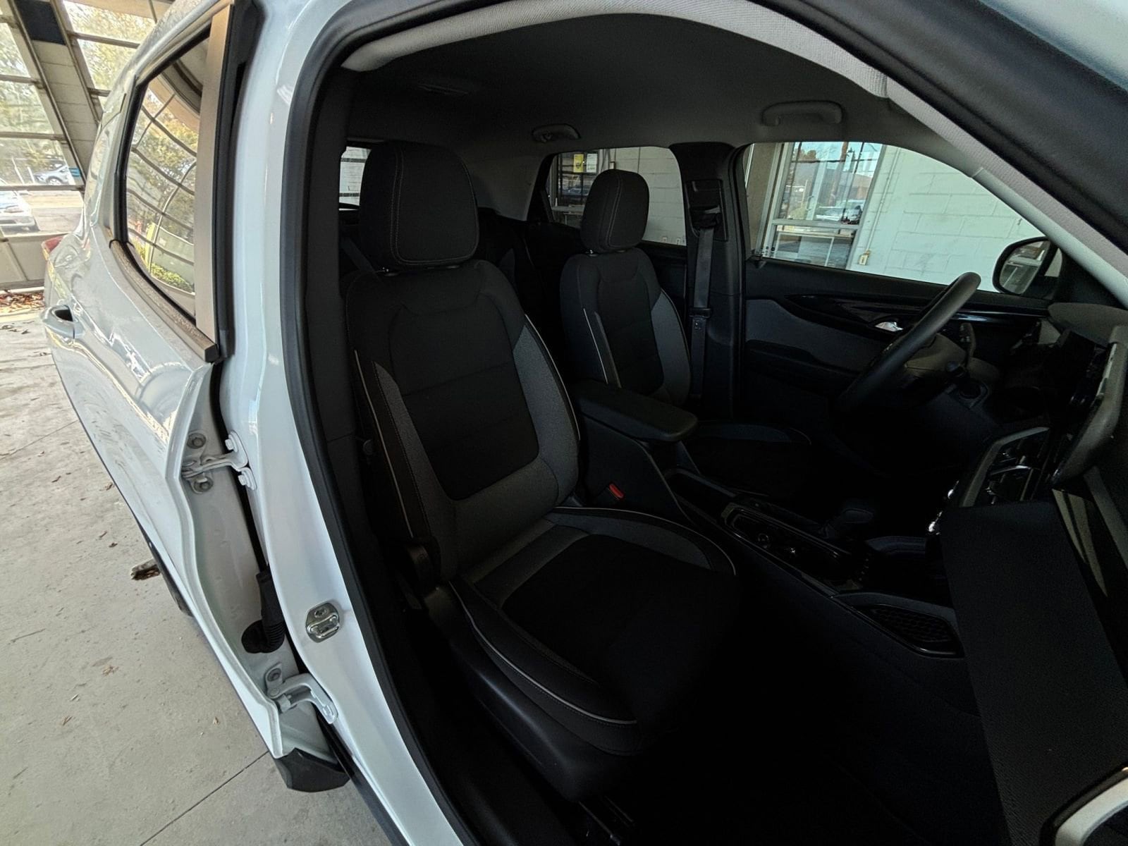 Thumbnail: 2025 Chevrolet TrailBlazer - 34