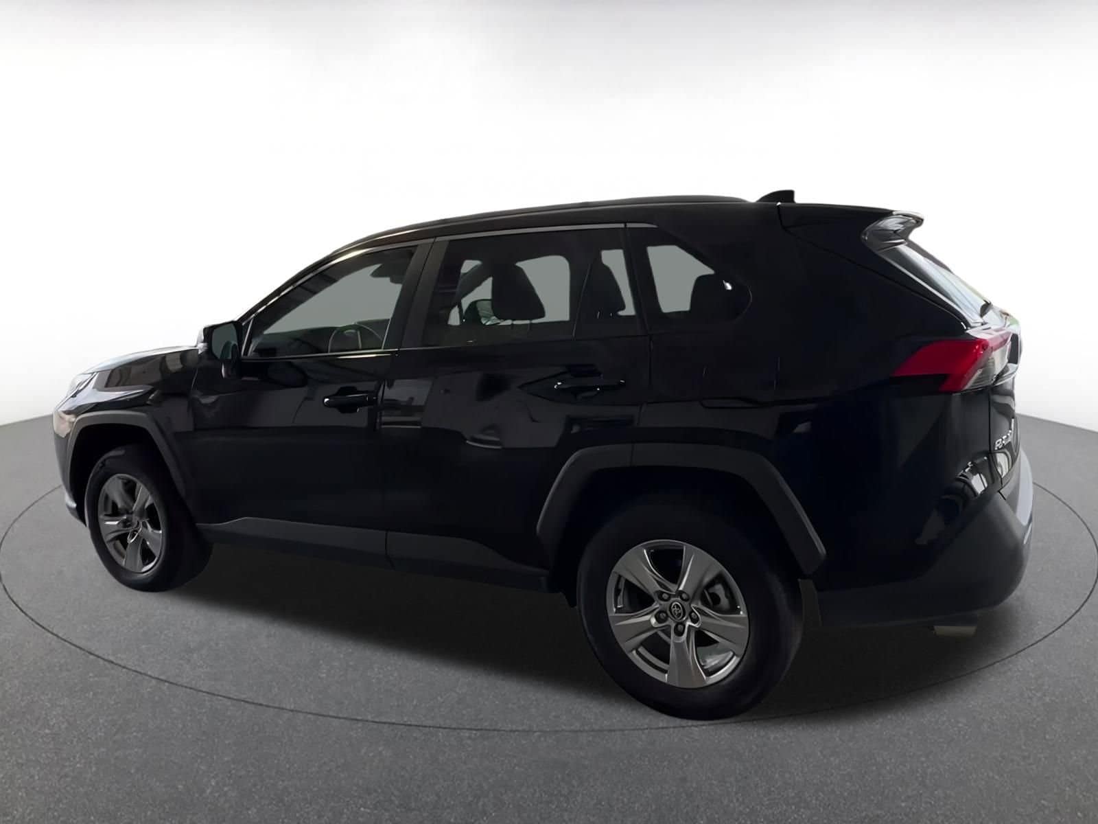 Thumbnail: 2024 Toyota RAV4 - 13