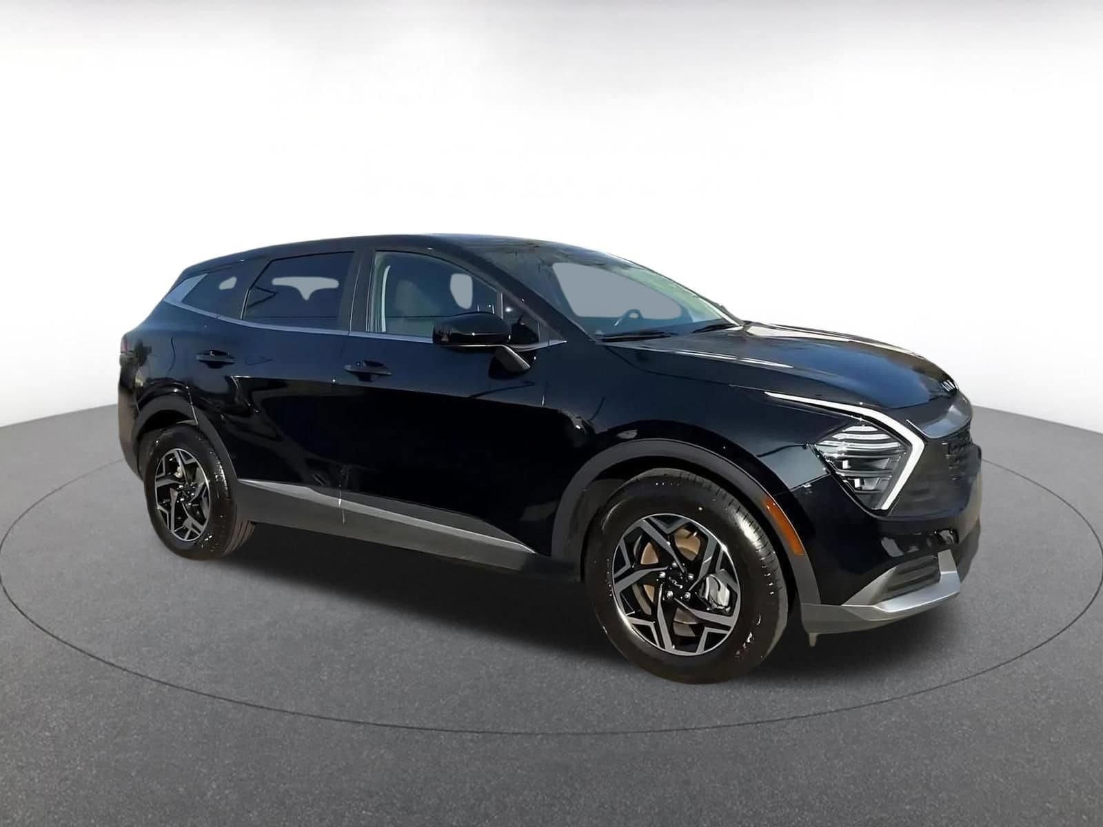 Thumbnail: 2025 Kia Sportage - 2