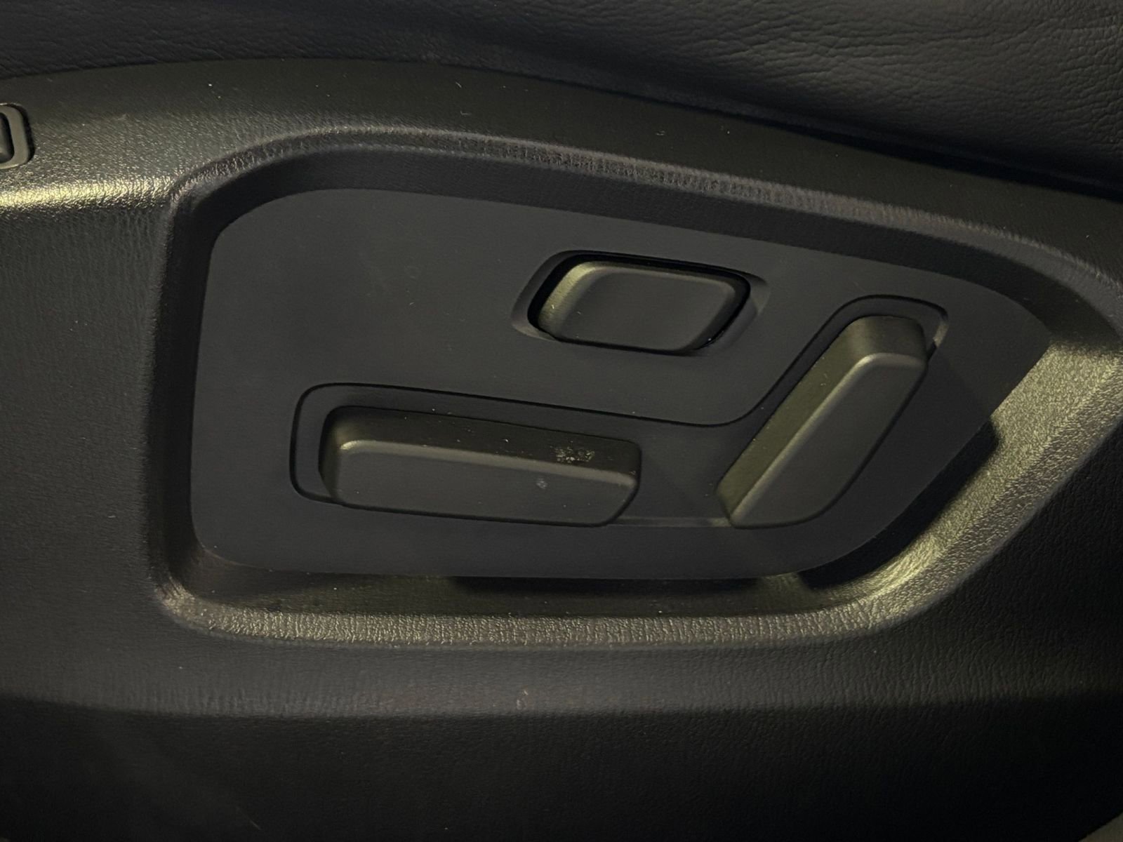 Thumbnail: 2025 Mazda CX-5 - 26