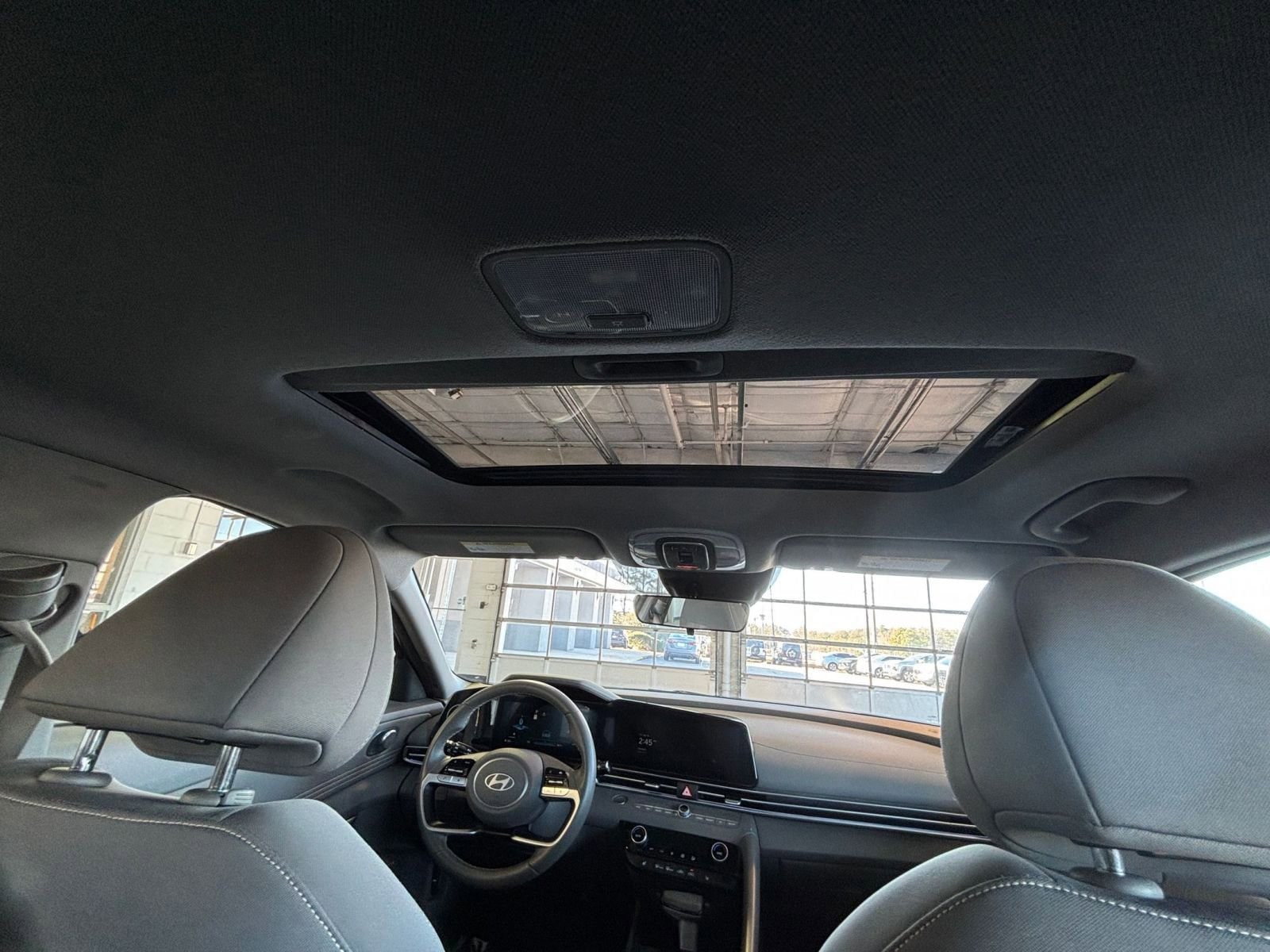 Thumbnail: 2025 Hyundai Elantra - 28