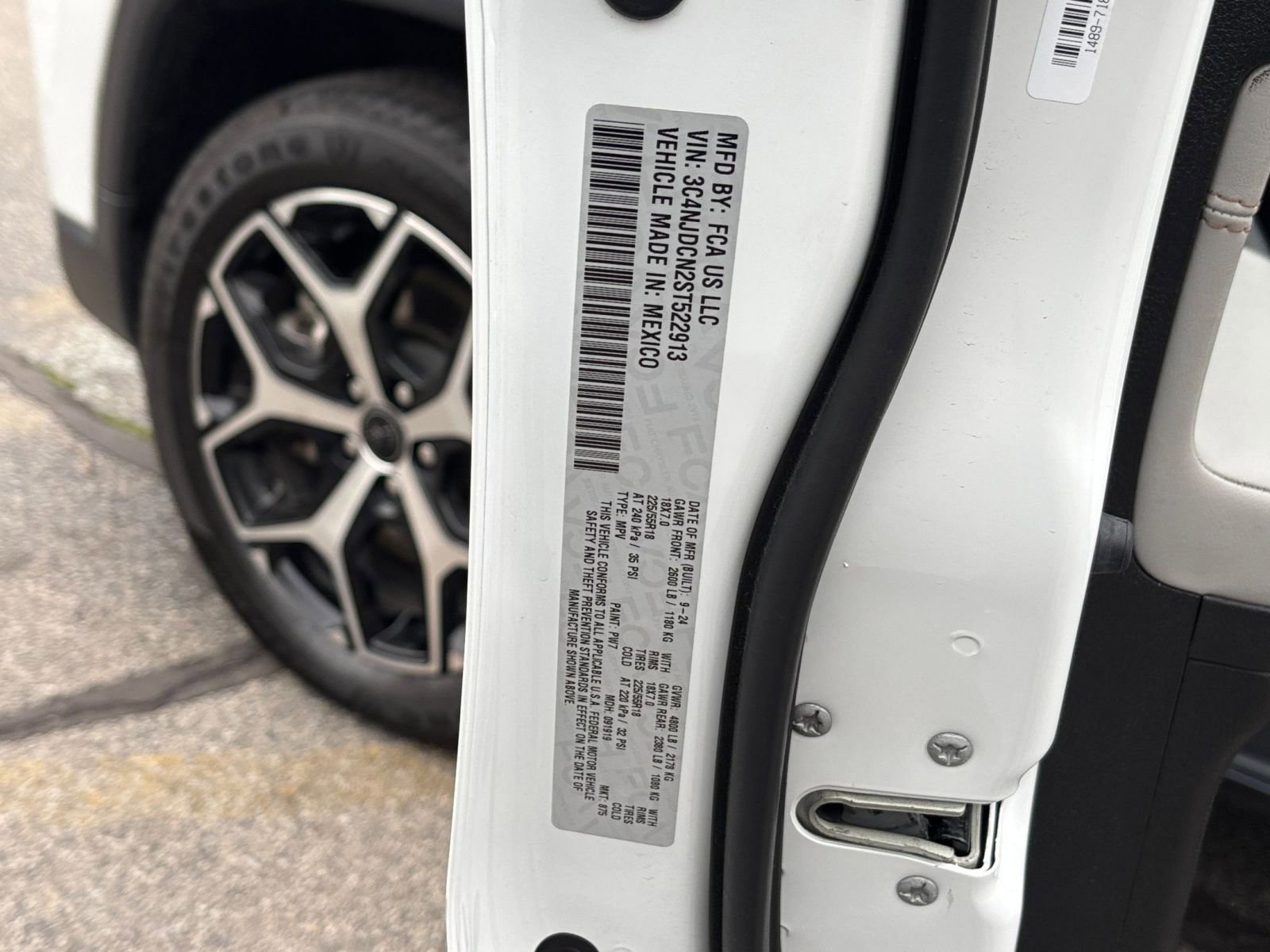 Thumbnail: 2025 Jeep Compass - 34