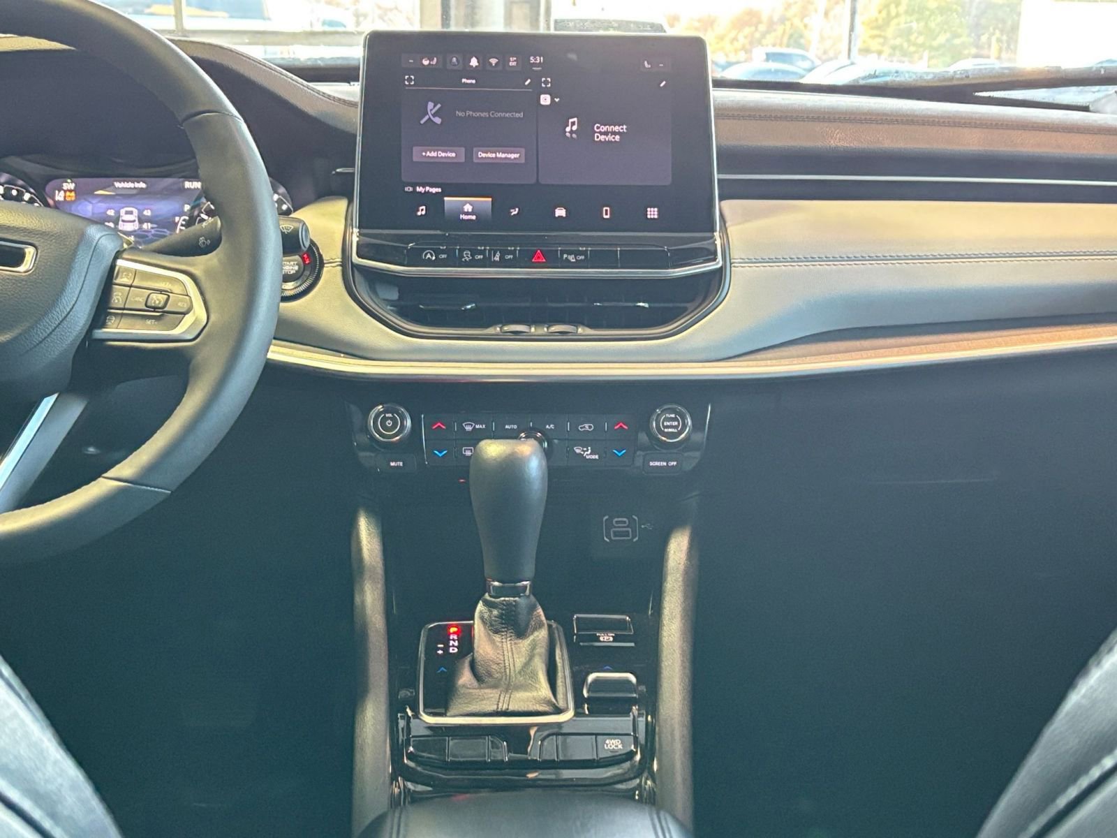 Thumbnail: 2025 Jeep Compass - 17