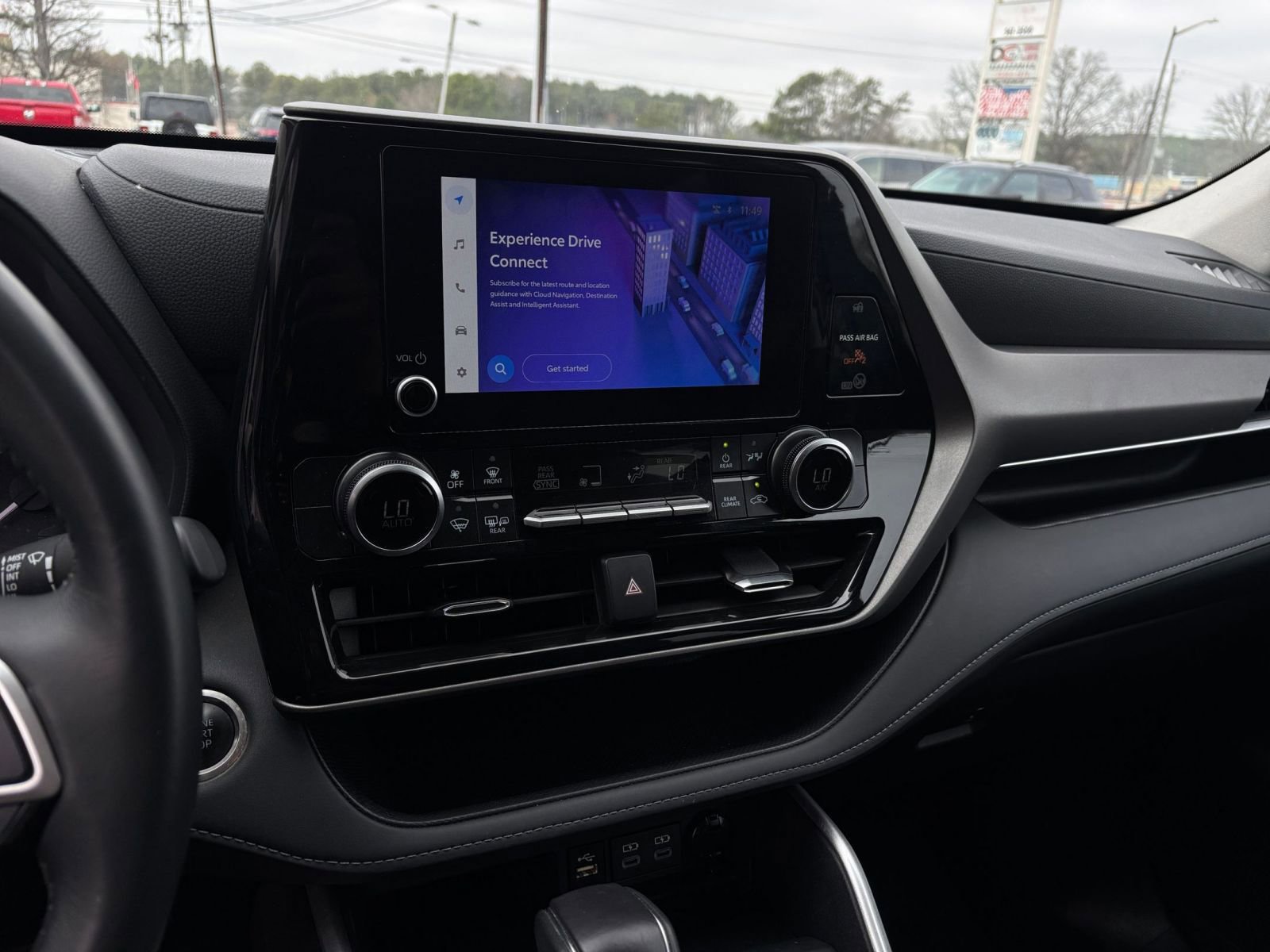 Thumbnail: 2025 Toyota Highlander - 20