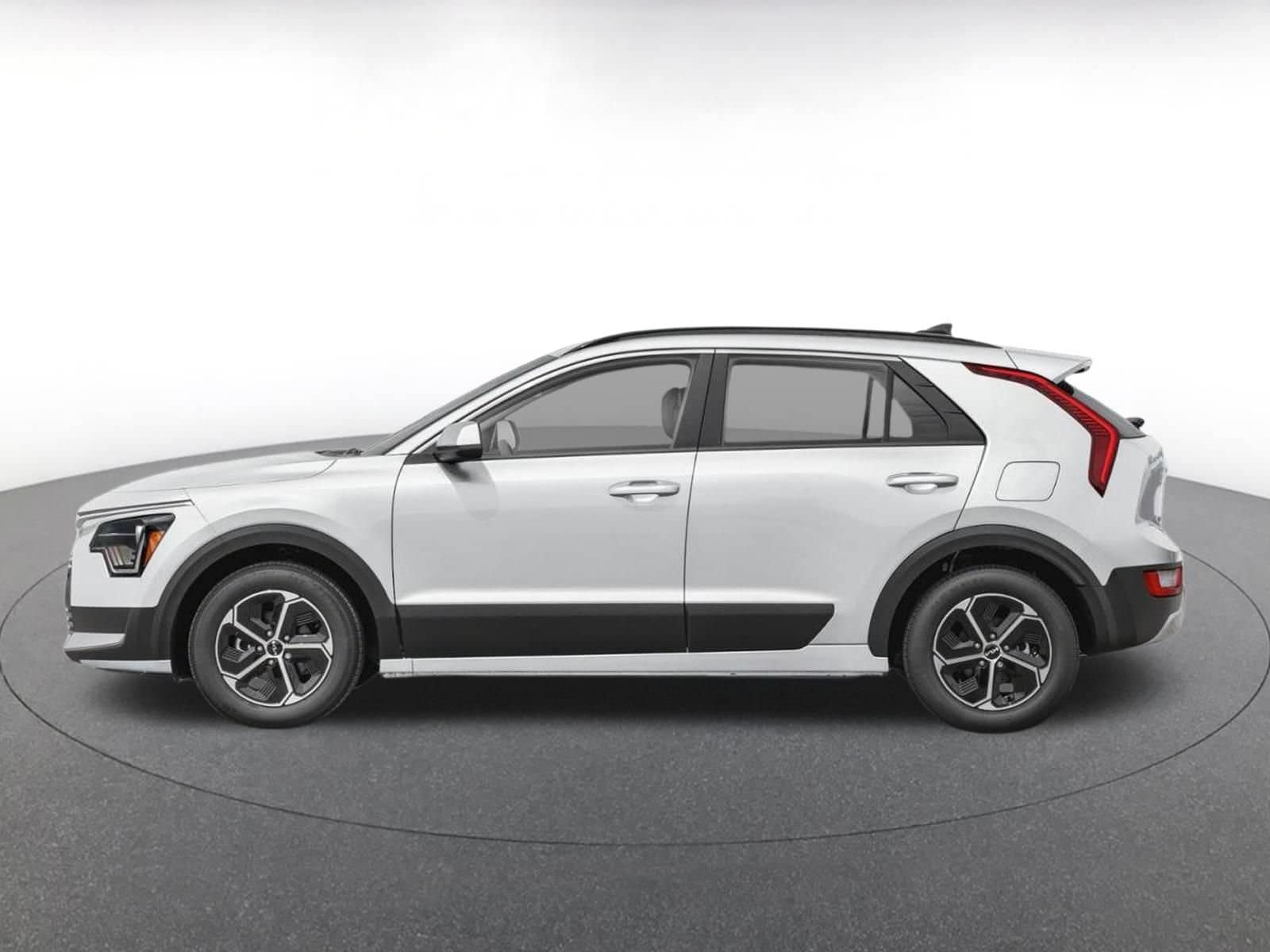 Thumbnail: 2026 Kia Niro - 3