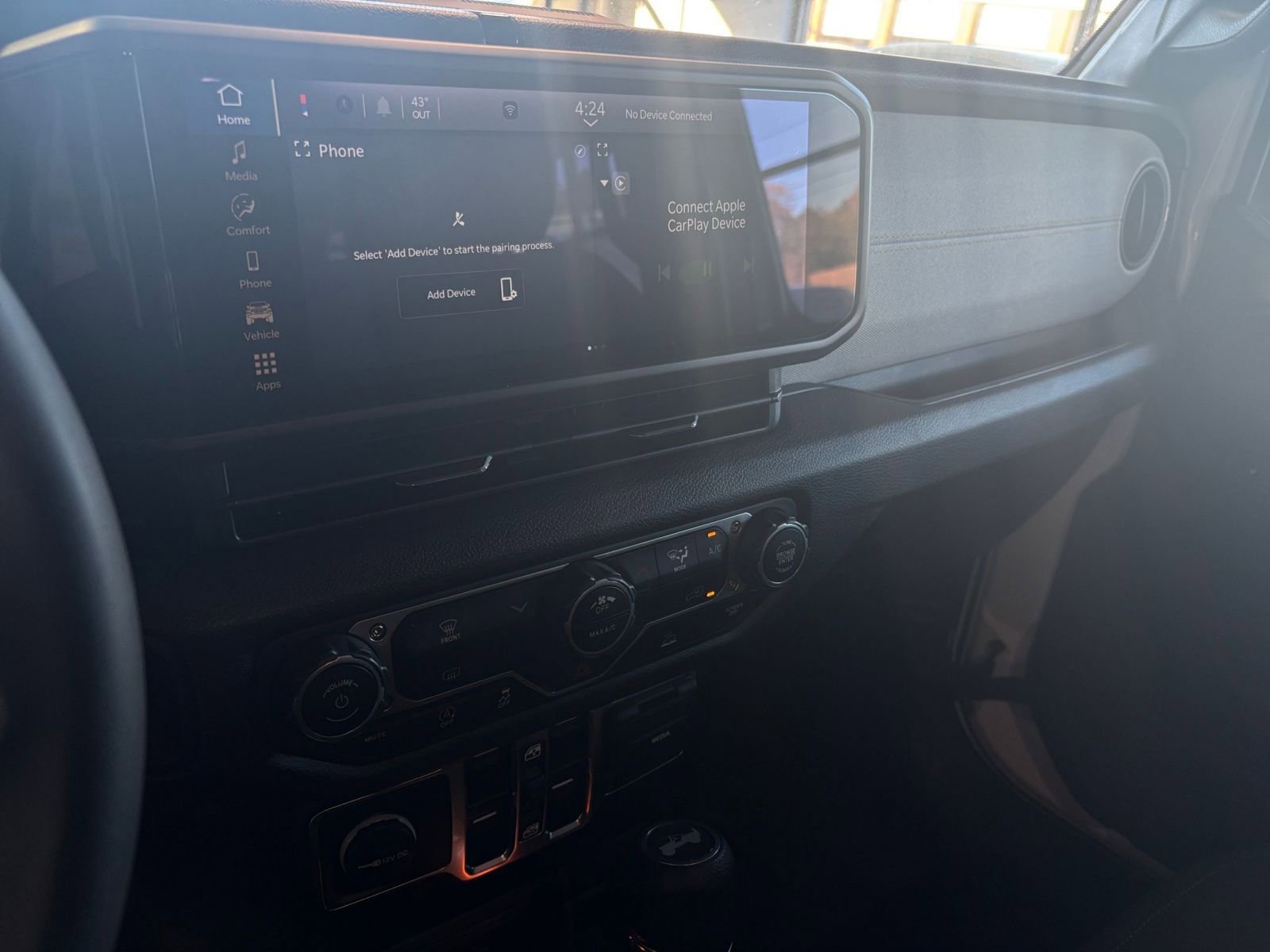 Thumbnail: 2025 Jeep Wrangler - 27