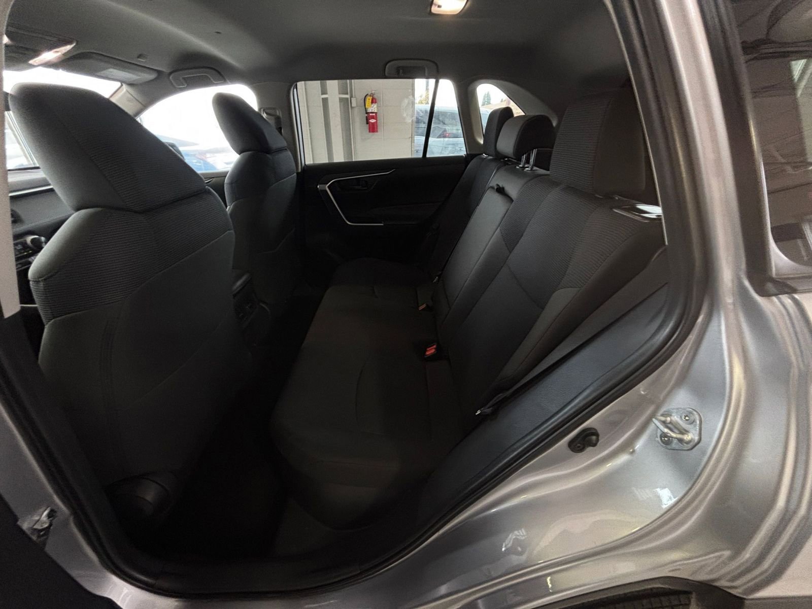 Thumbnail: 2025 Toyota RAV4 - 25