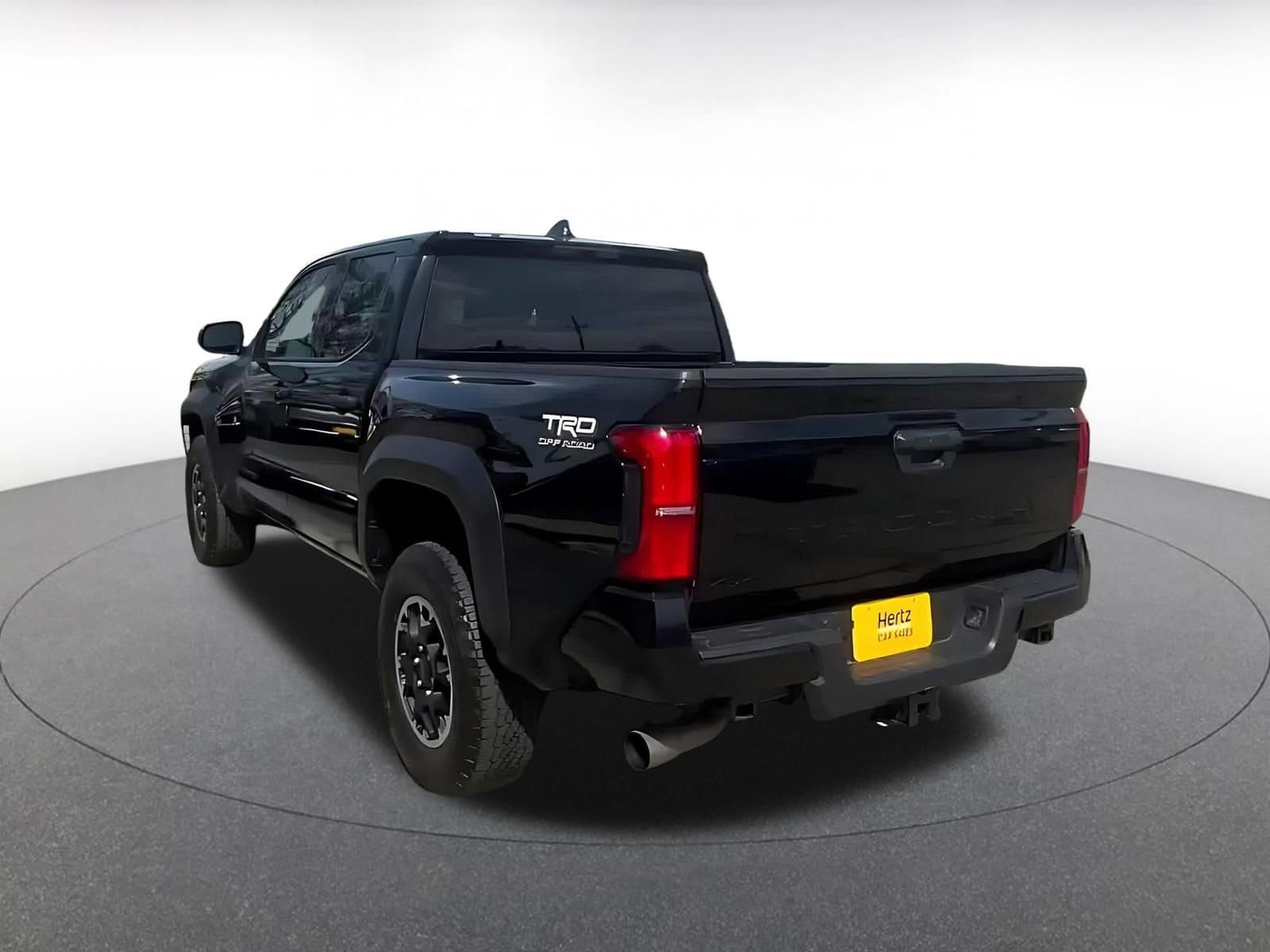 Thumbnail: 2025 Toyota Tacoma - 15
