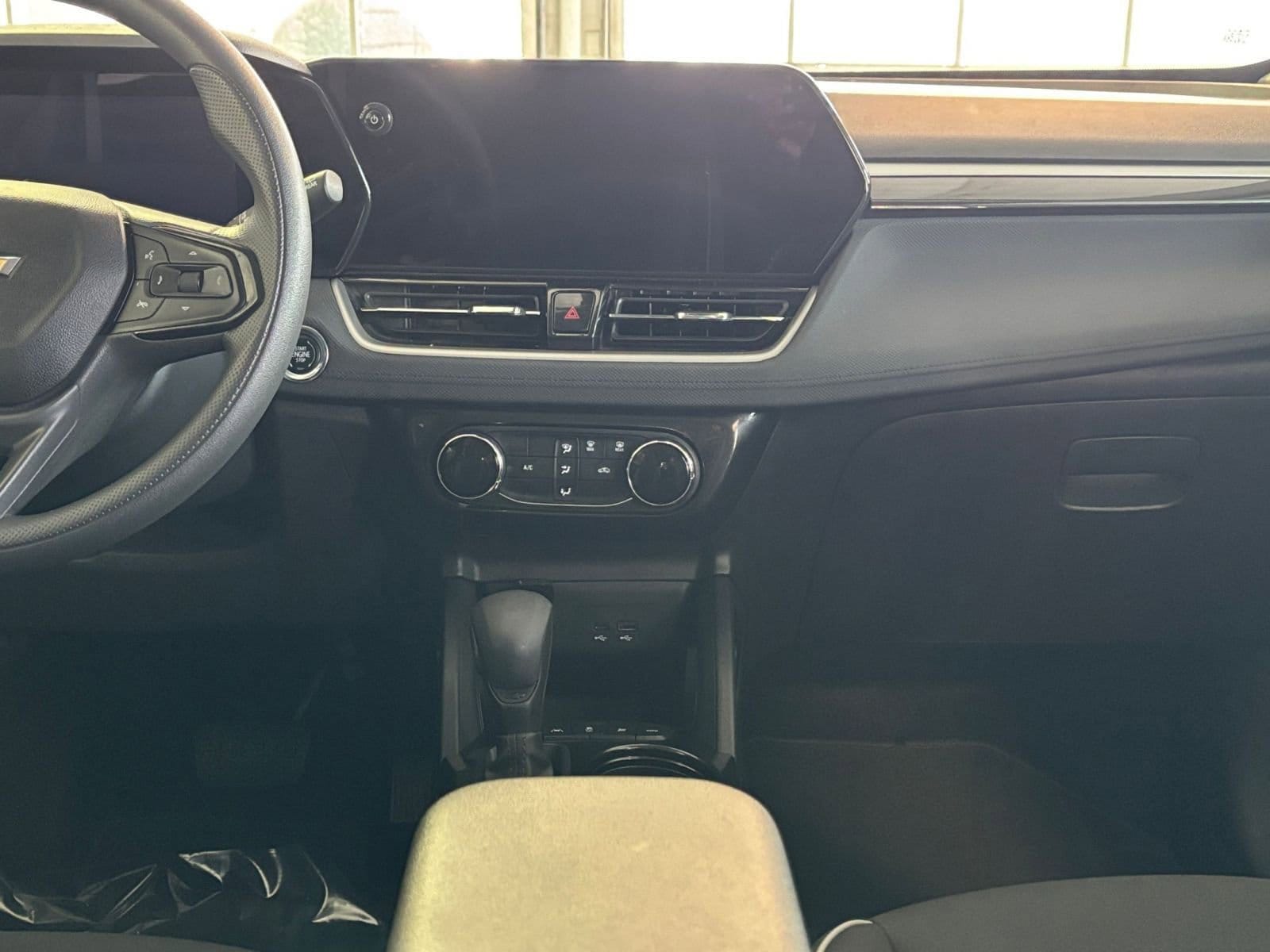 Thumbnail: 2025 Chevrolet TrailBlazer - 18