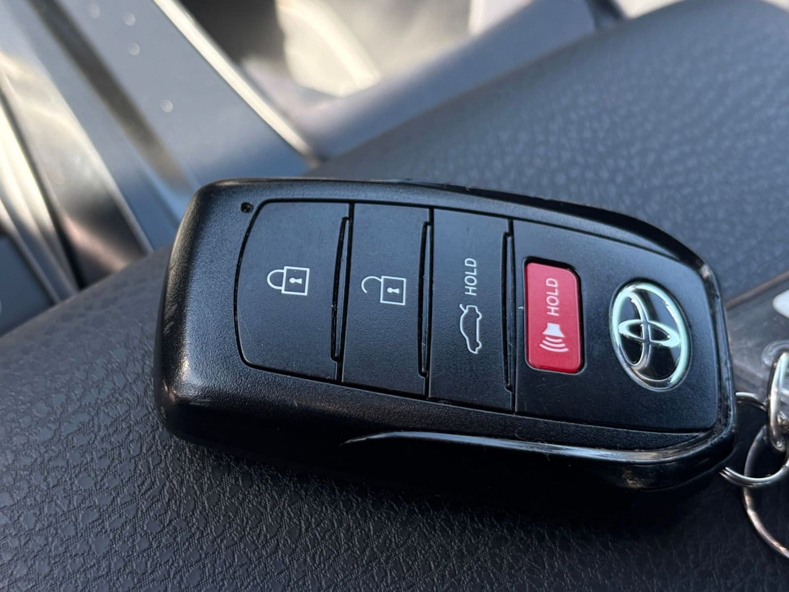 Thumbnail: 2025 Toyota Camry - 27