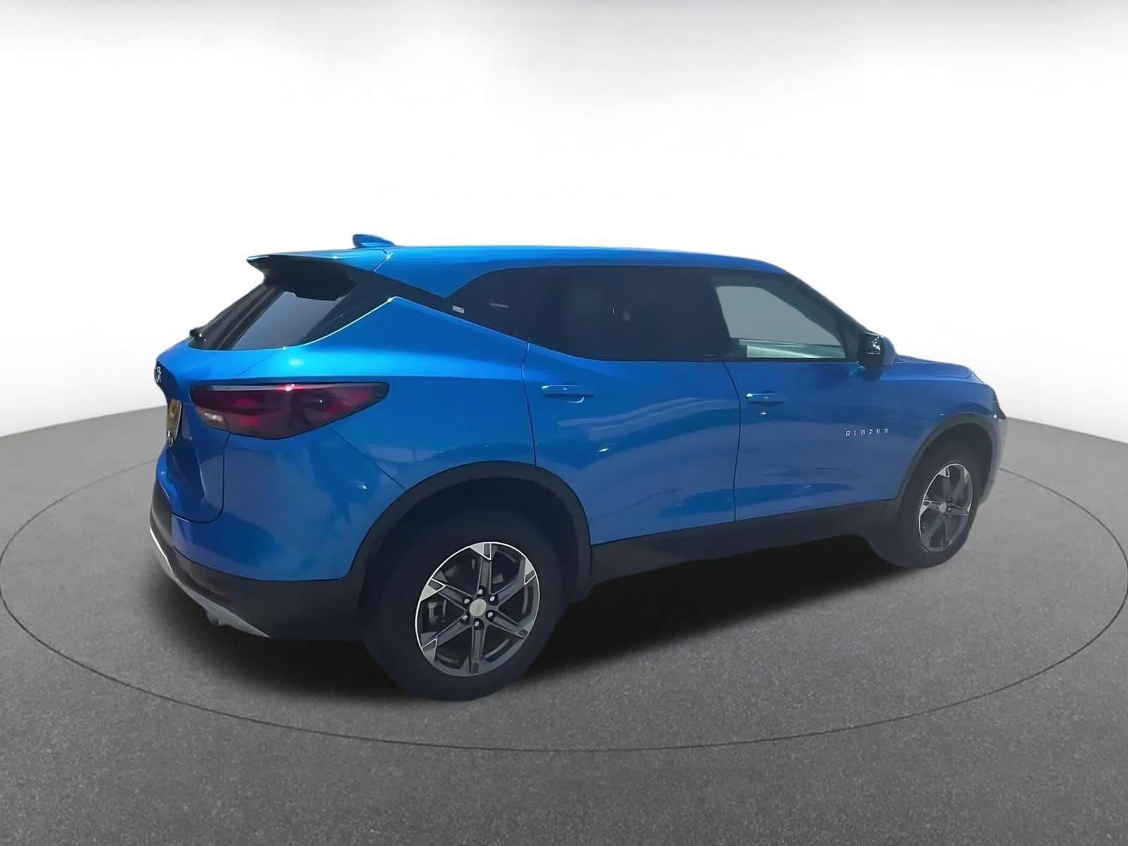 Thumbnail: 2025 Chevrolet Blazer - 14